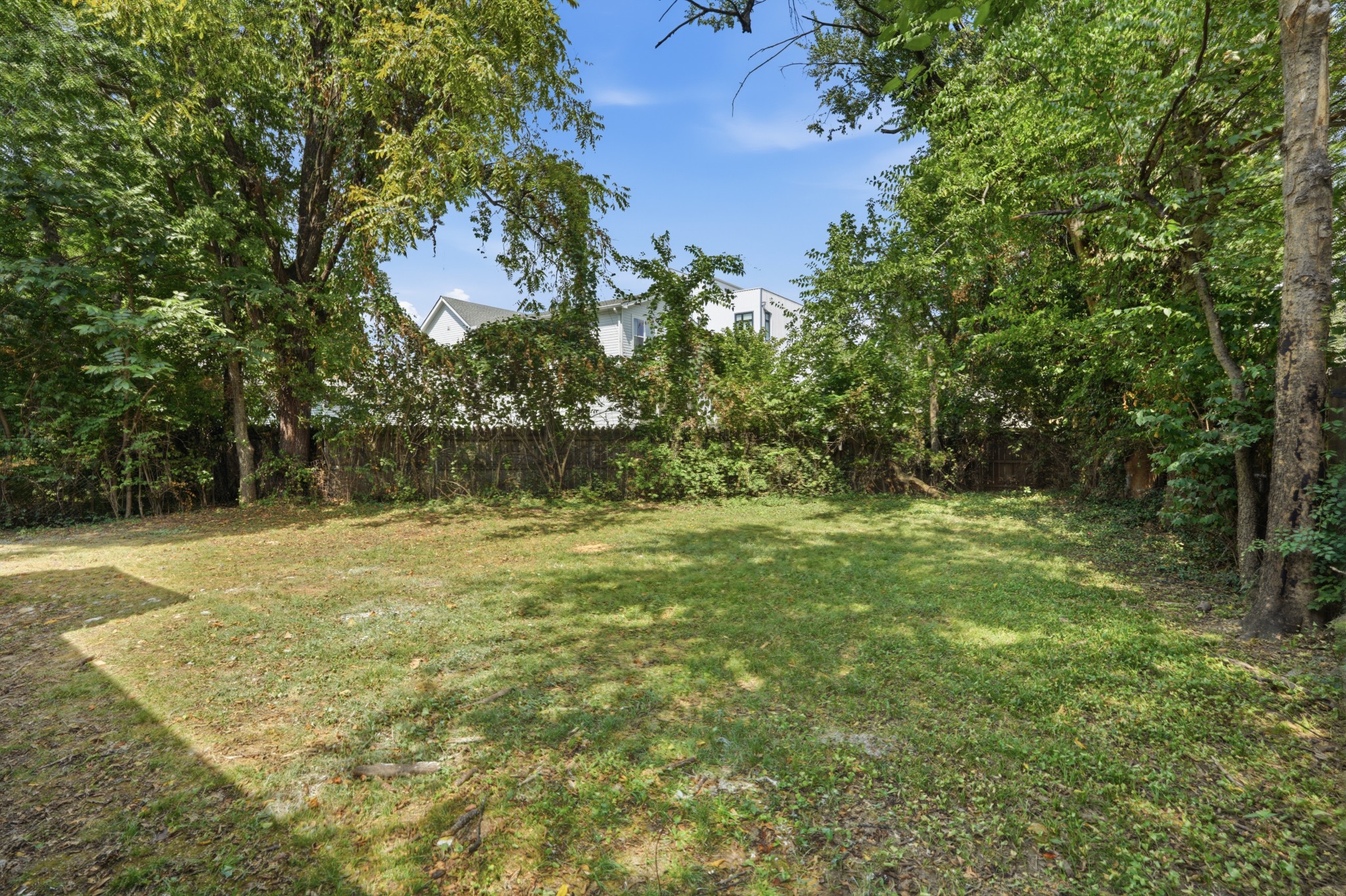 5818 Couch Dr Property Photo 23