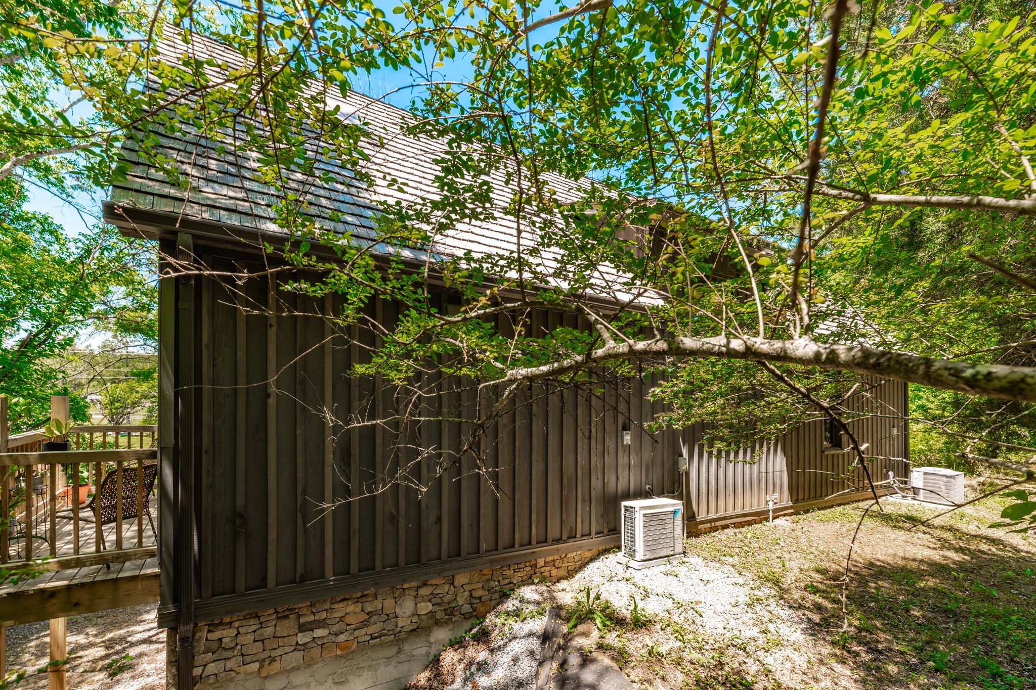 1506 Rock Springs Rd Property Photo 11