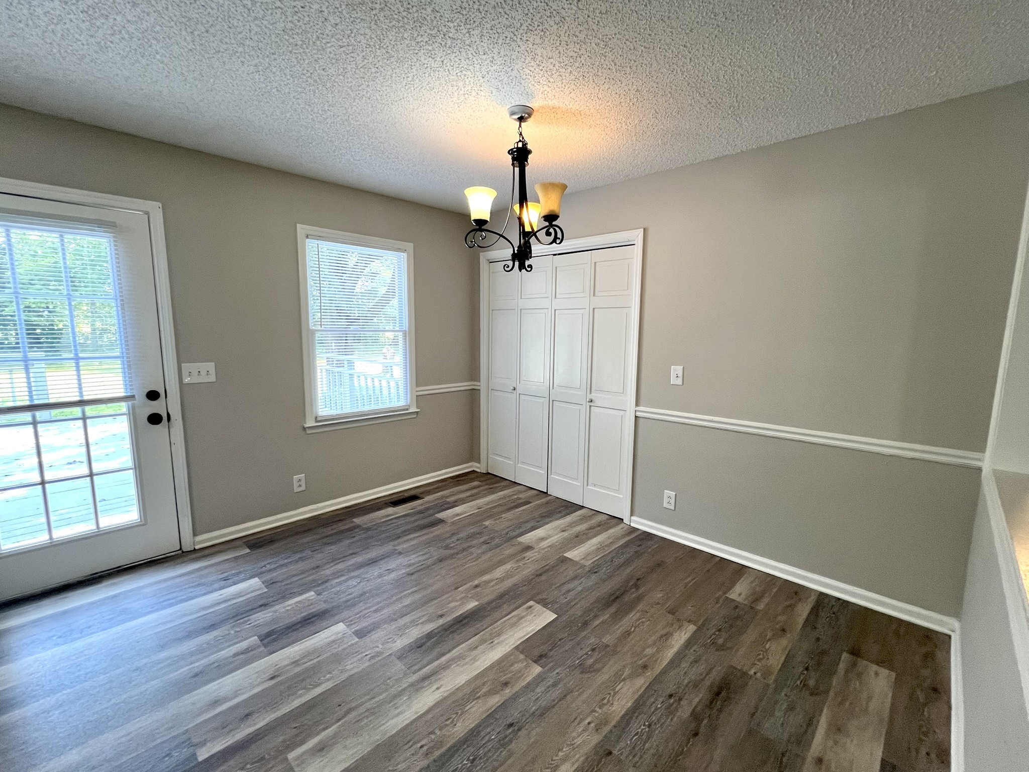 10308 Roanoke Dr Property Photo 11
