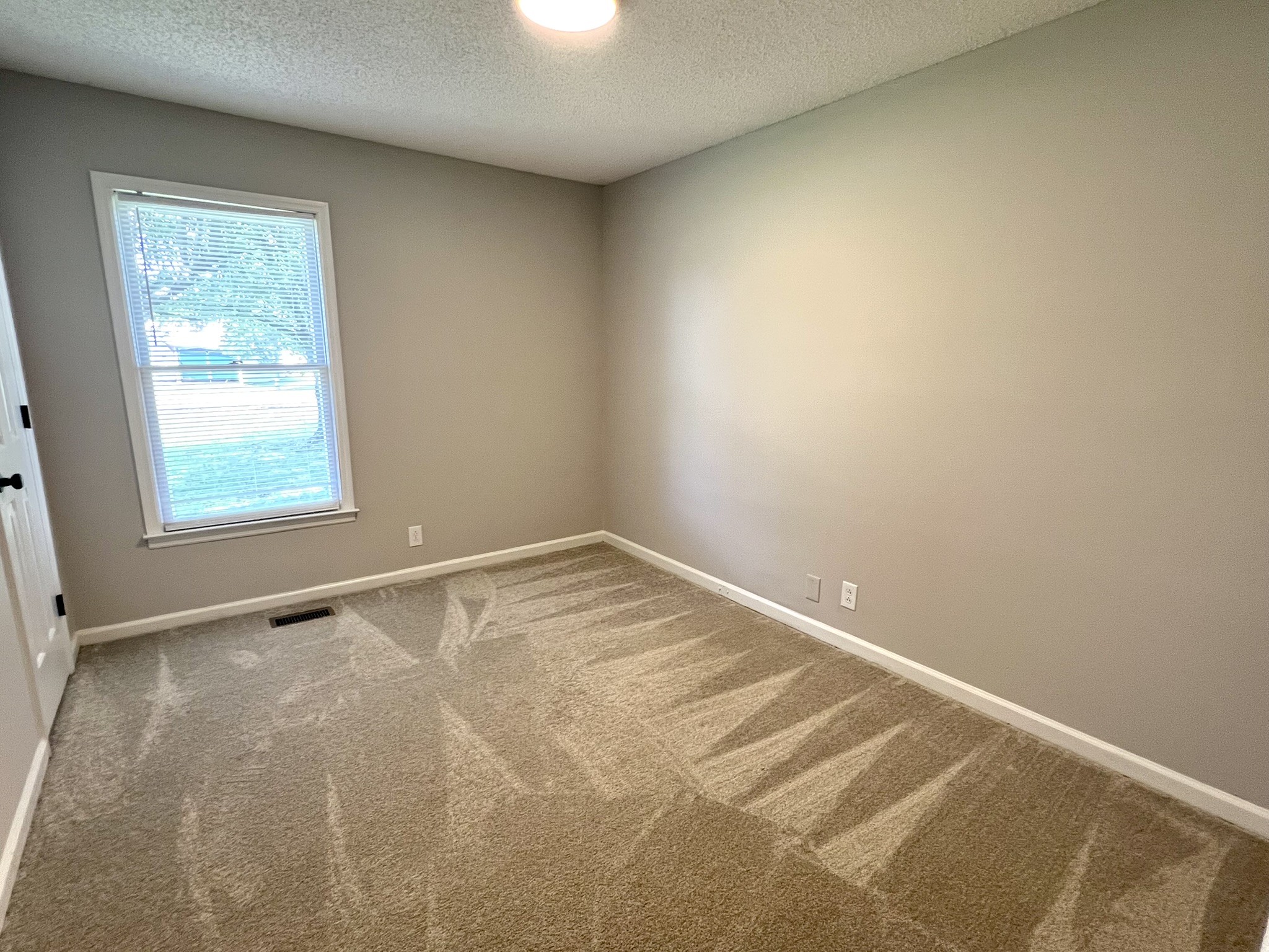10308 Roanoke Dr Property Photo 18