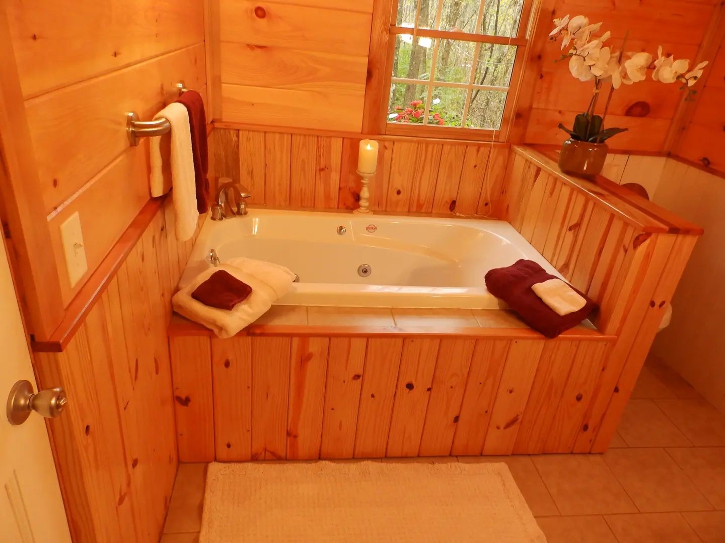 9852 Mullins Cove Rd Property Photo 8