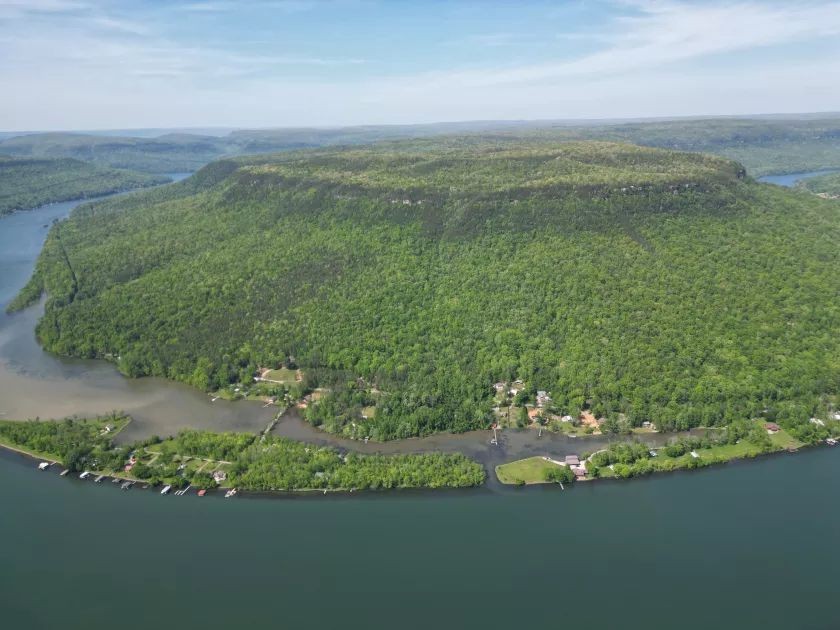 9852 Mullins Cove Rd Property Photo 11