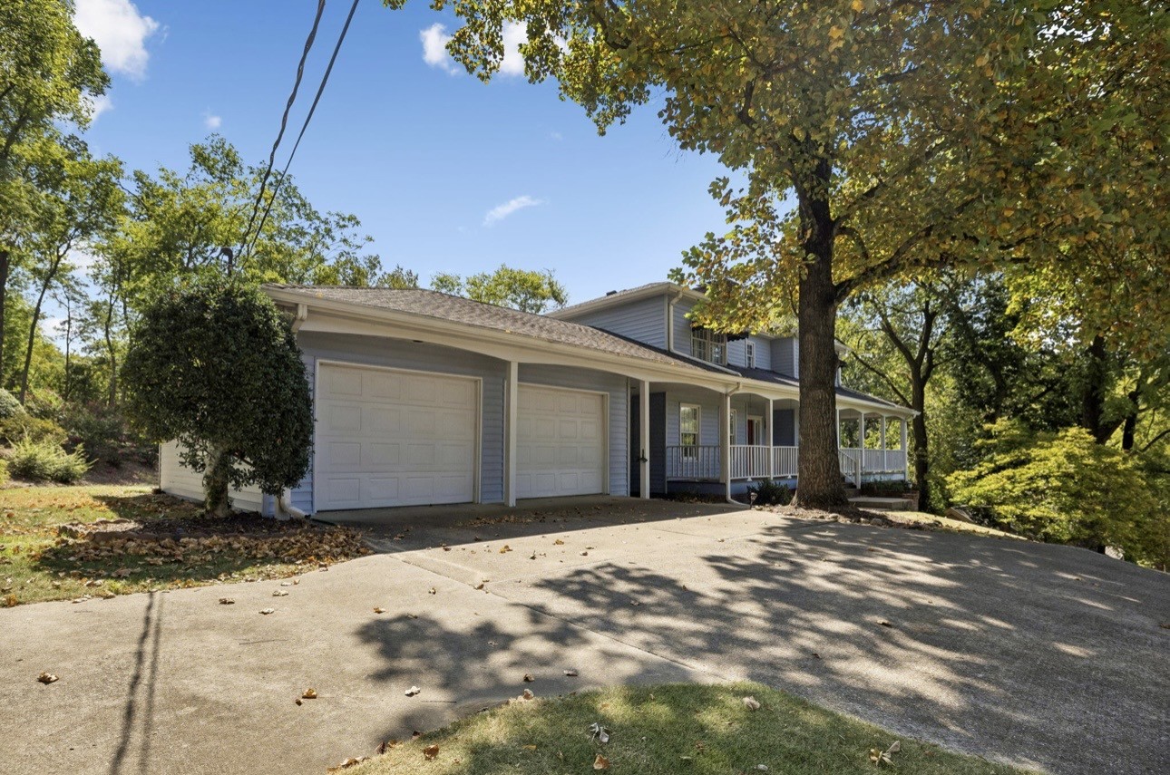 5516 Deer Way Dr Property Photo 1