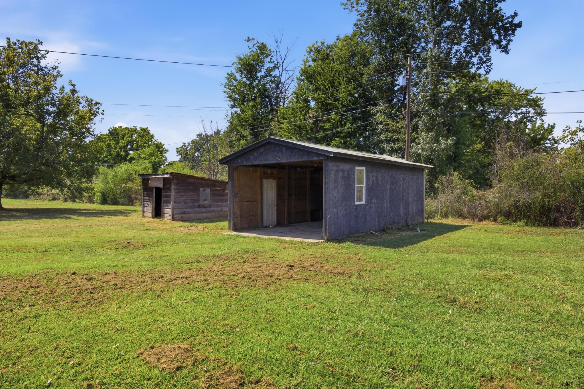 375 E Hills Road Property Photo 30