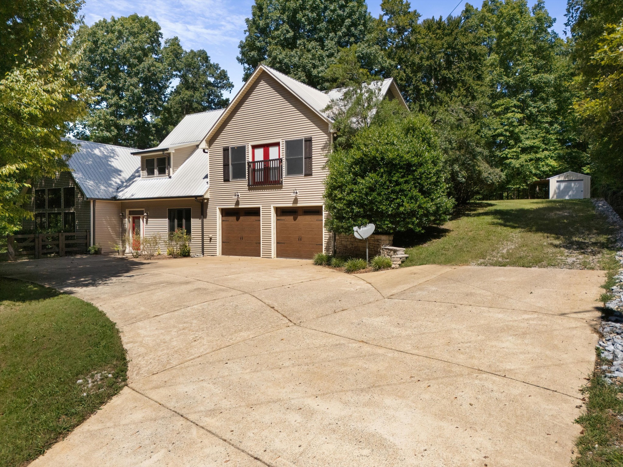 480 Defeated Creek Rd Property Photo 1