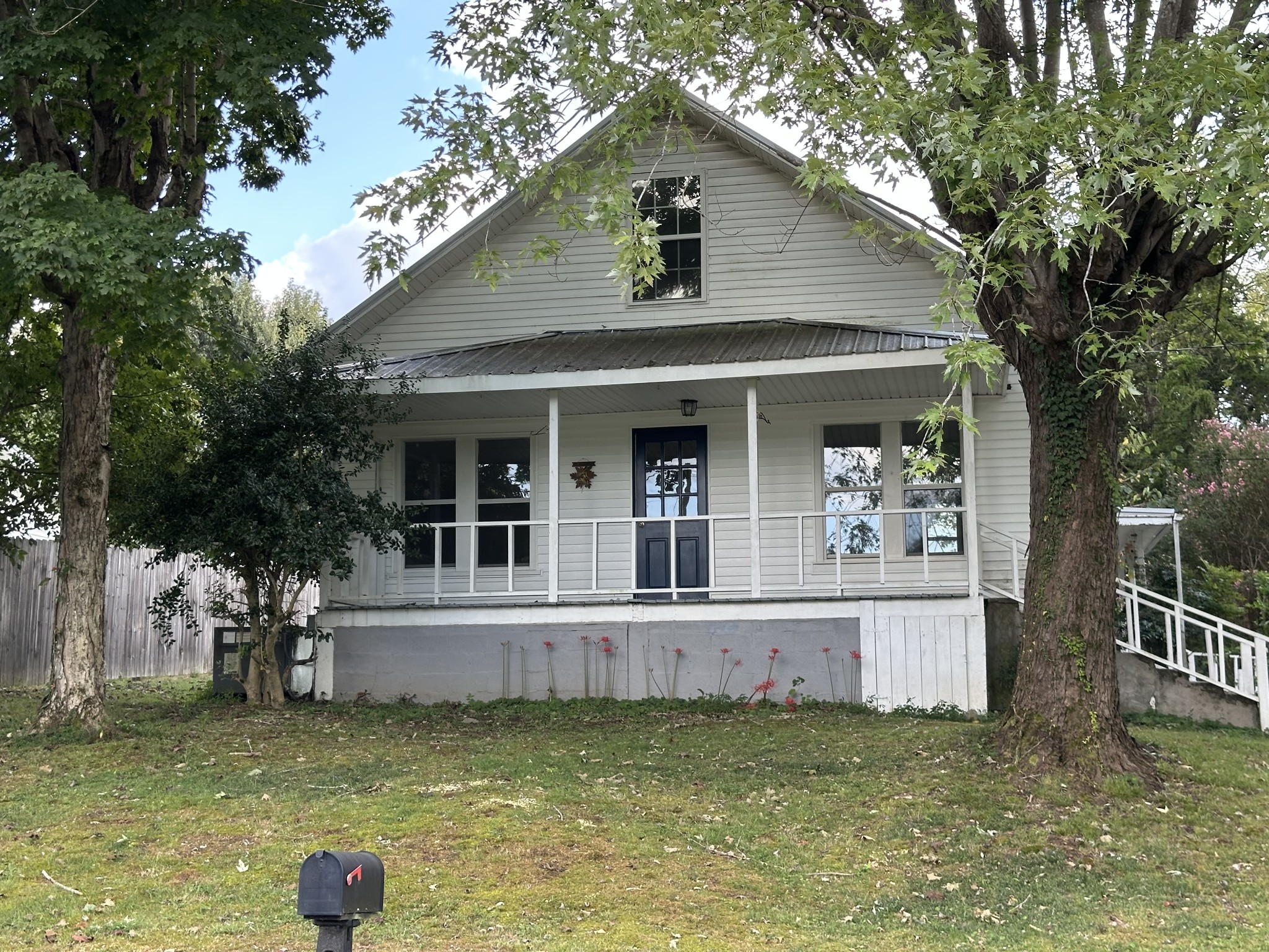 104 Knob Hill Rd Property Photo 1