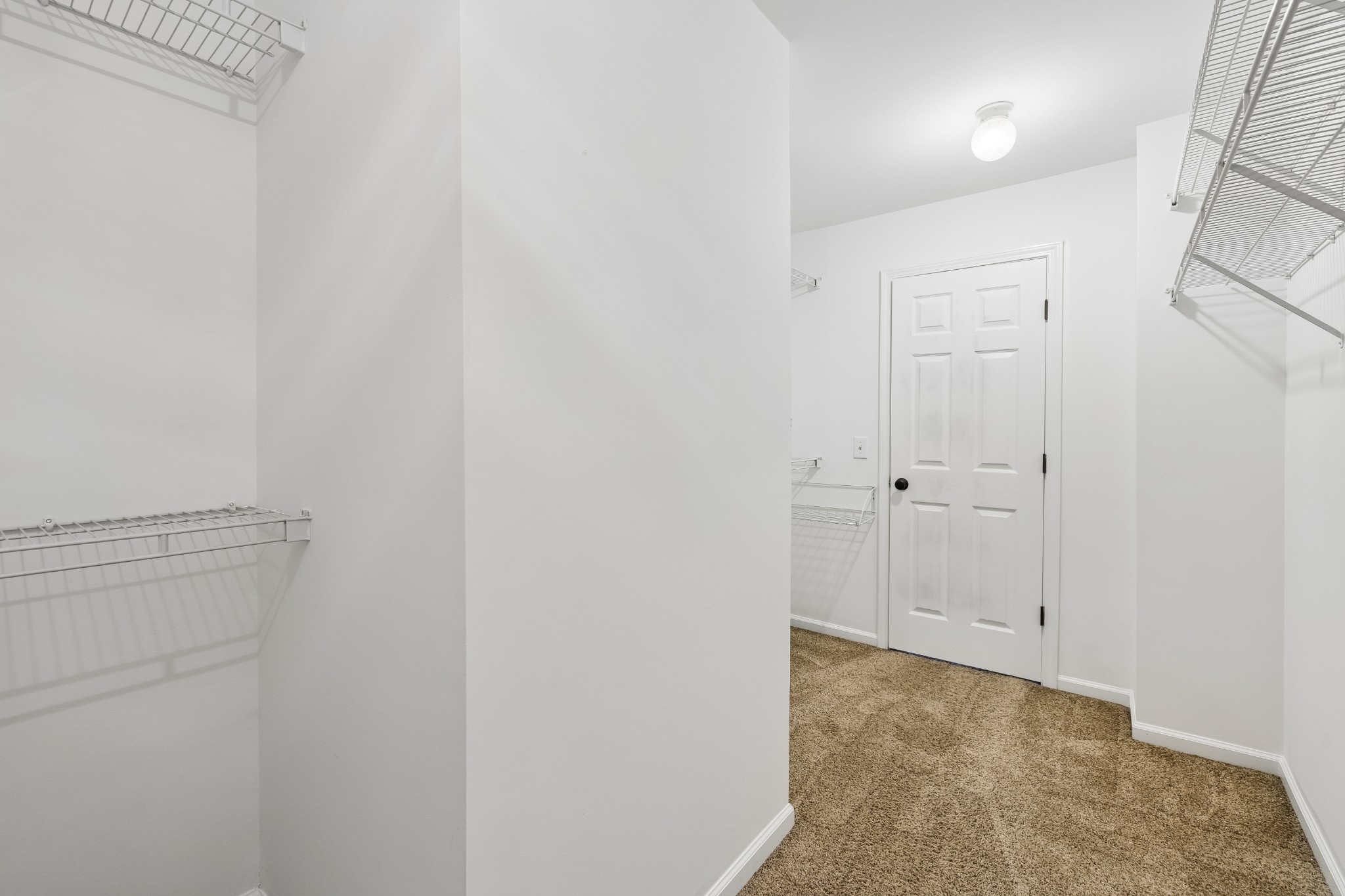121 Cavalier Dr Property Photo 37