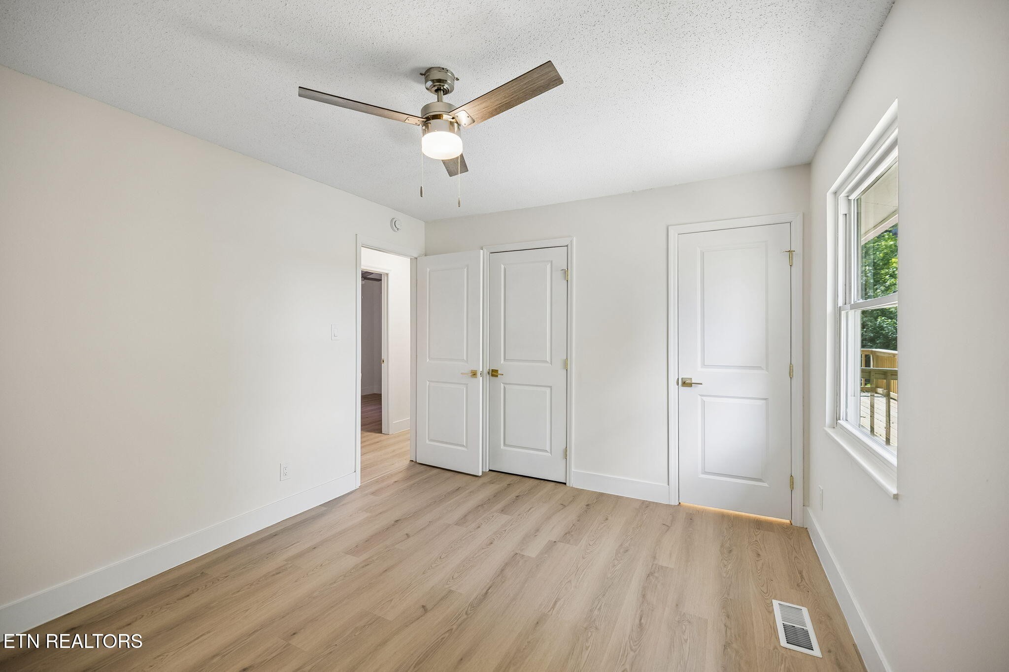 6409 Shrewsbury Drive Property Photo 17