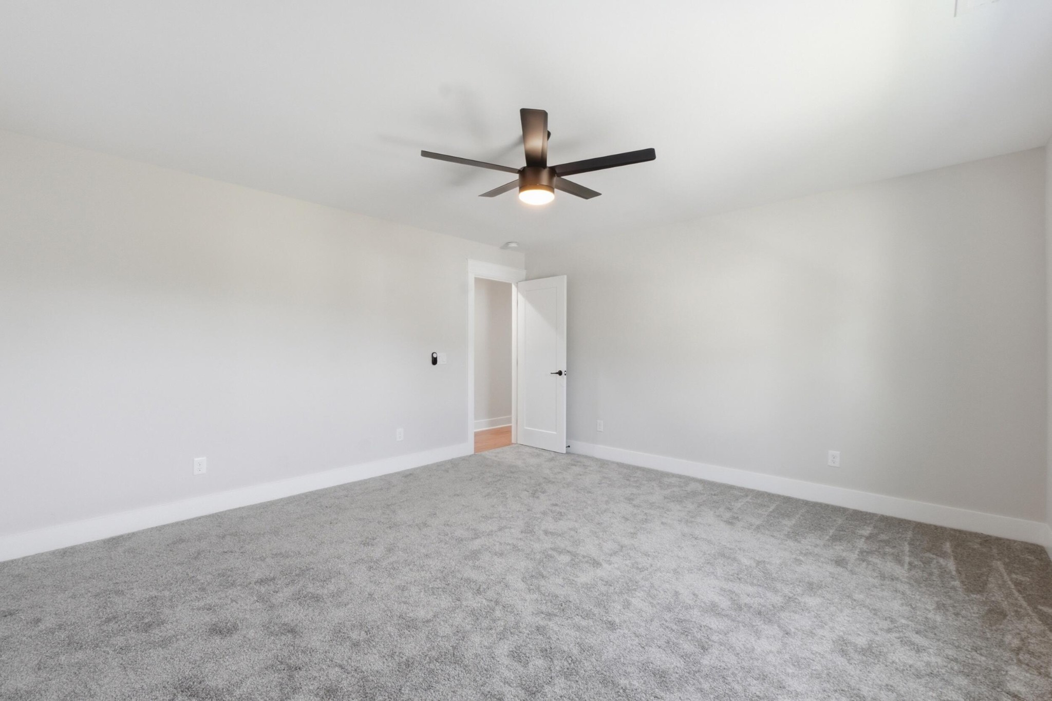 115 White Tail Lane, Nw Property Photo 22