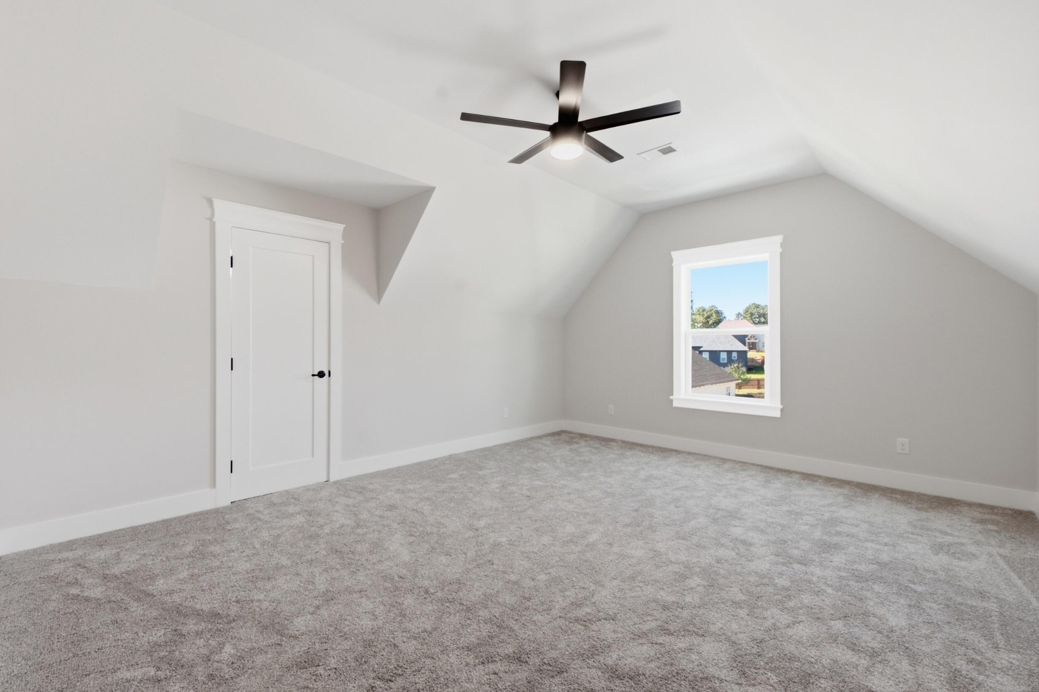 115 White Tail Lane, Nw Property Photo 26