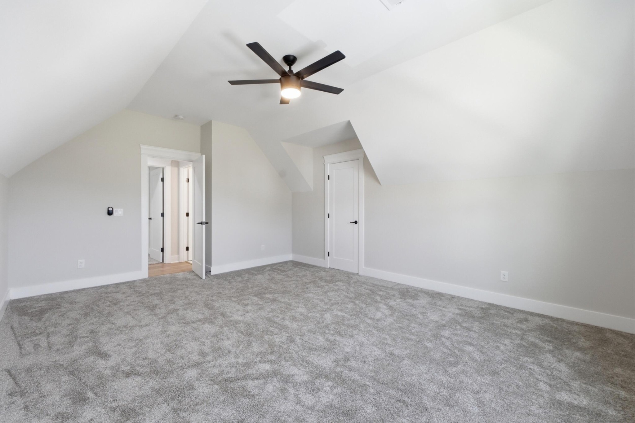 115 White Tail Lane, Nw Property Photo 27