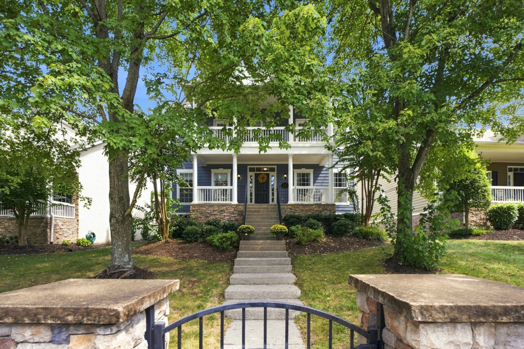 3026 Oxford Glen Dr