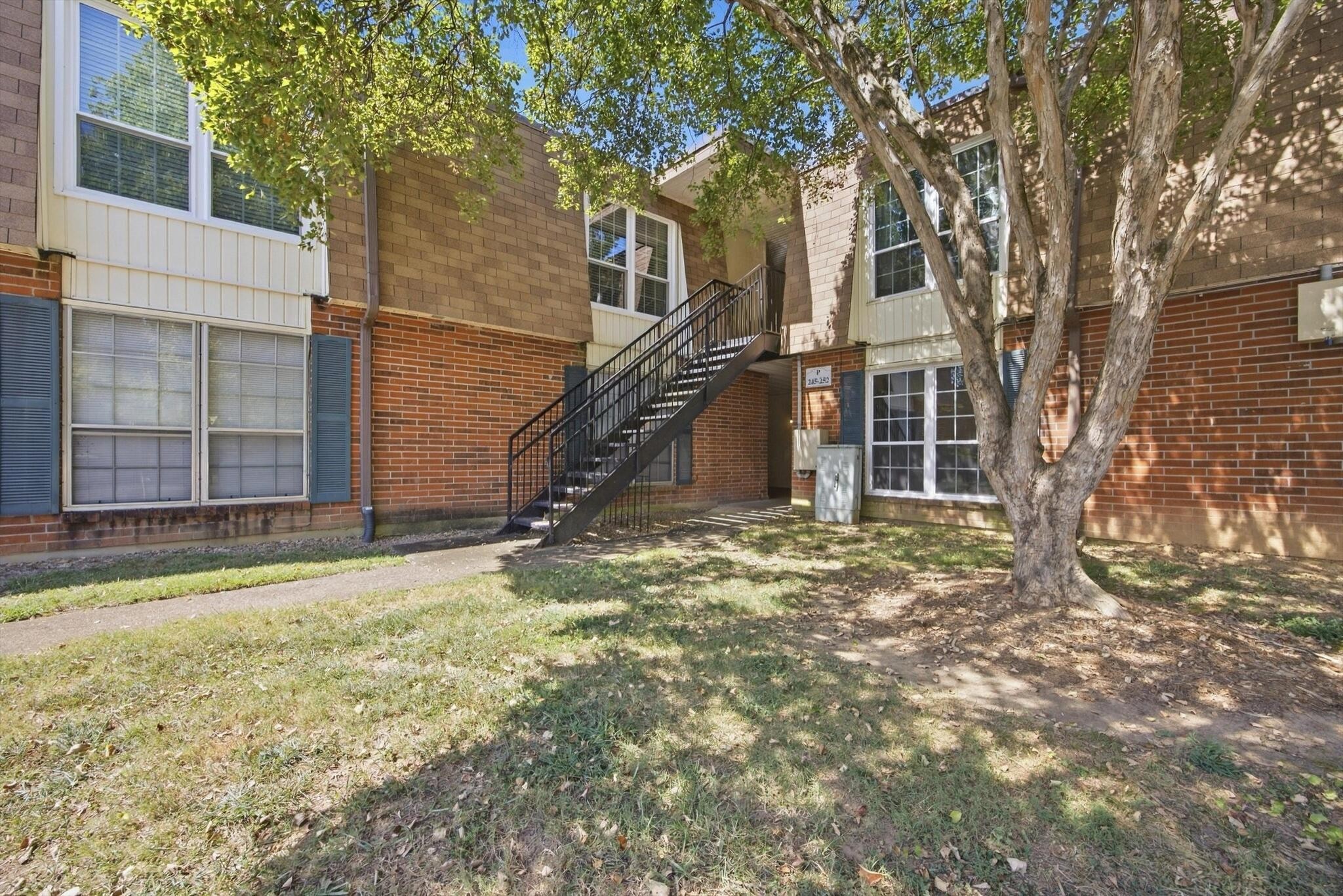 900 Mountain Creek Road Property Photo 1