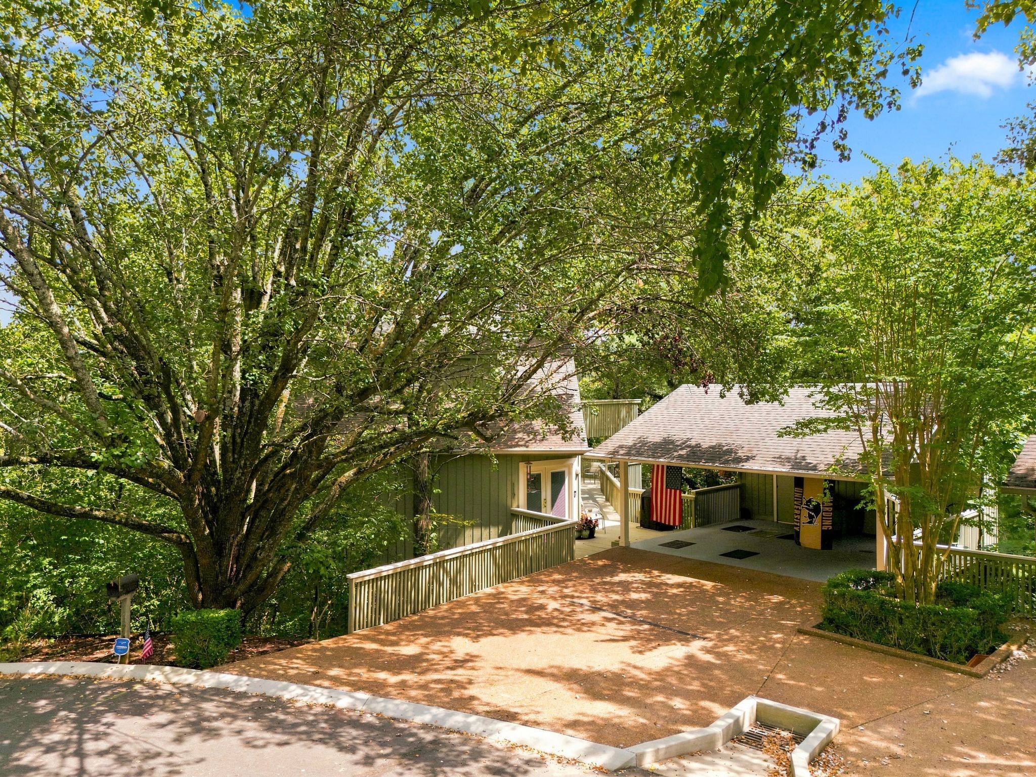 117 Harpeth Trace Ct Property Photo 1