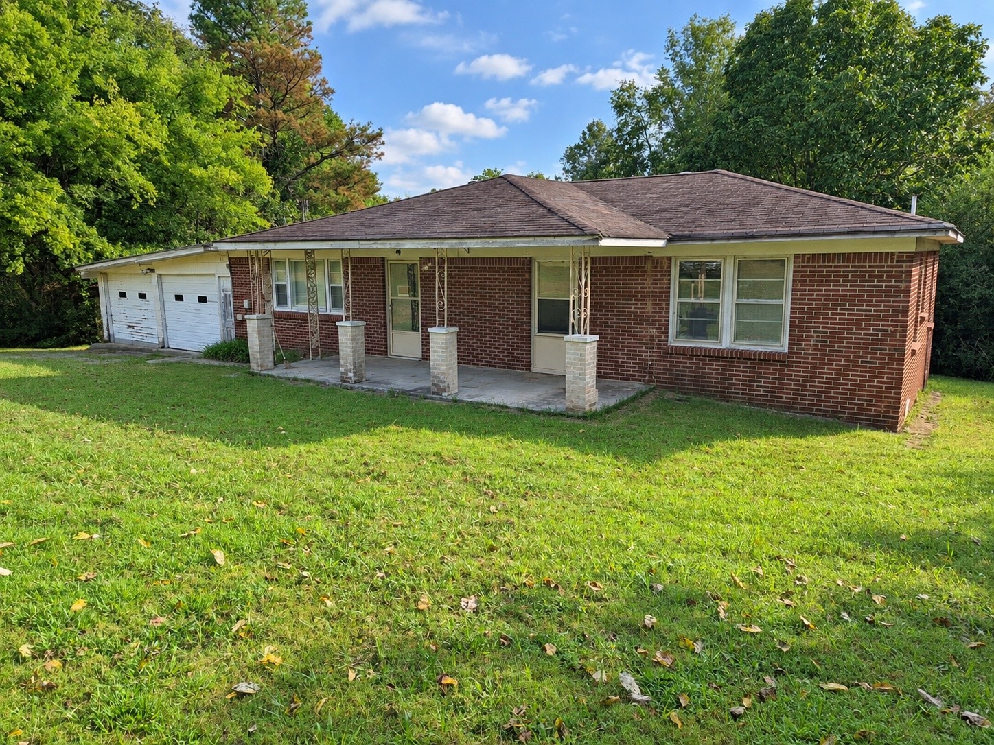 631 Scotts Chapel Rd Property Photo 1