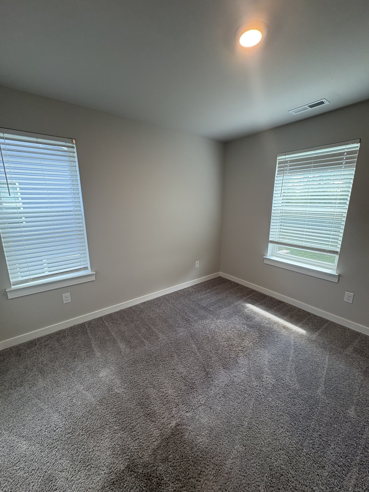 5041 Percival Dr Property Photo 16