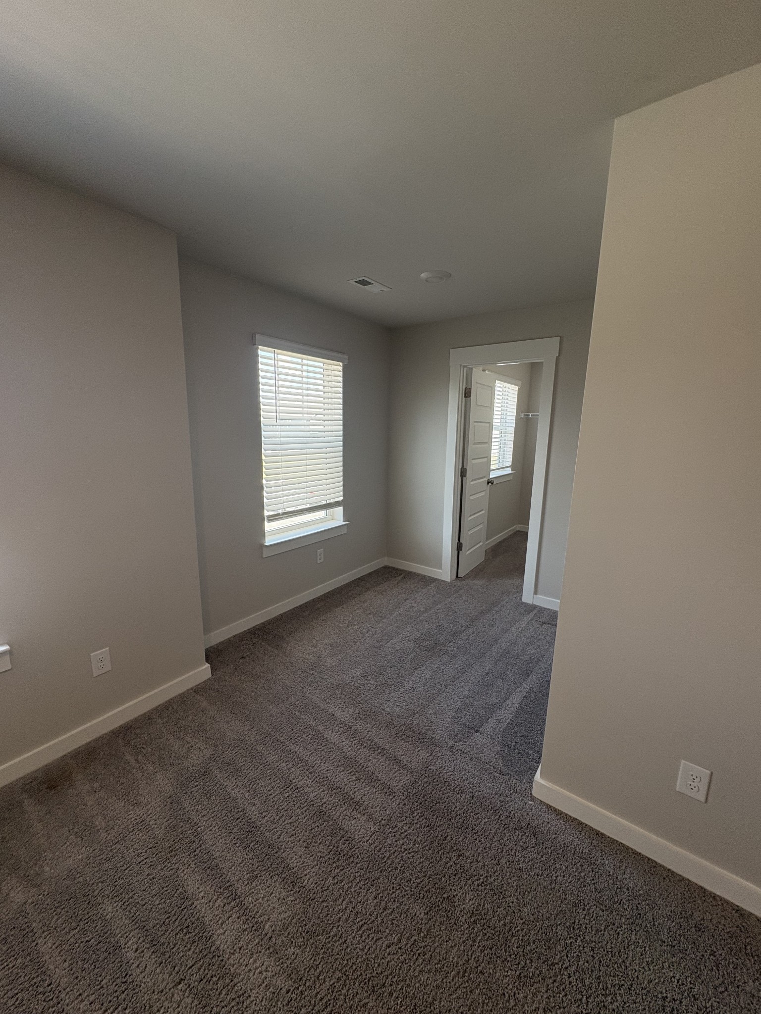 5041 Percival Dr Property Photo 20