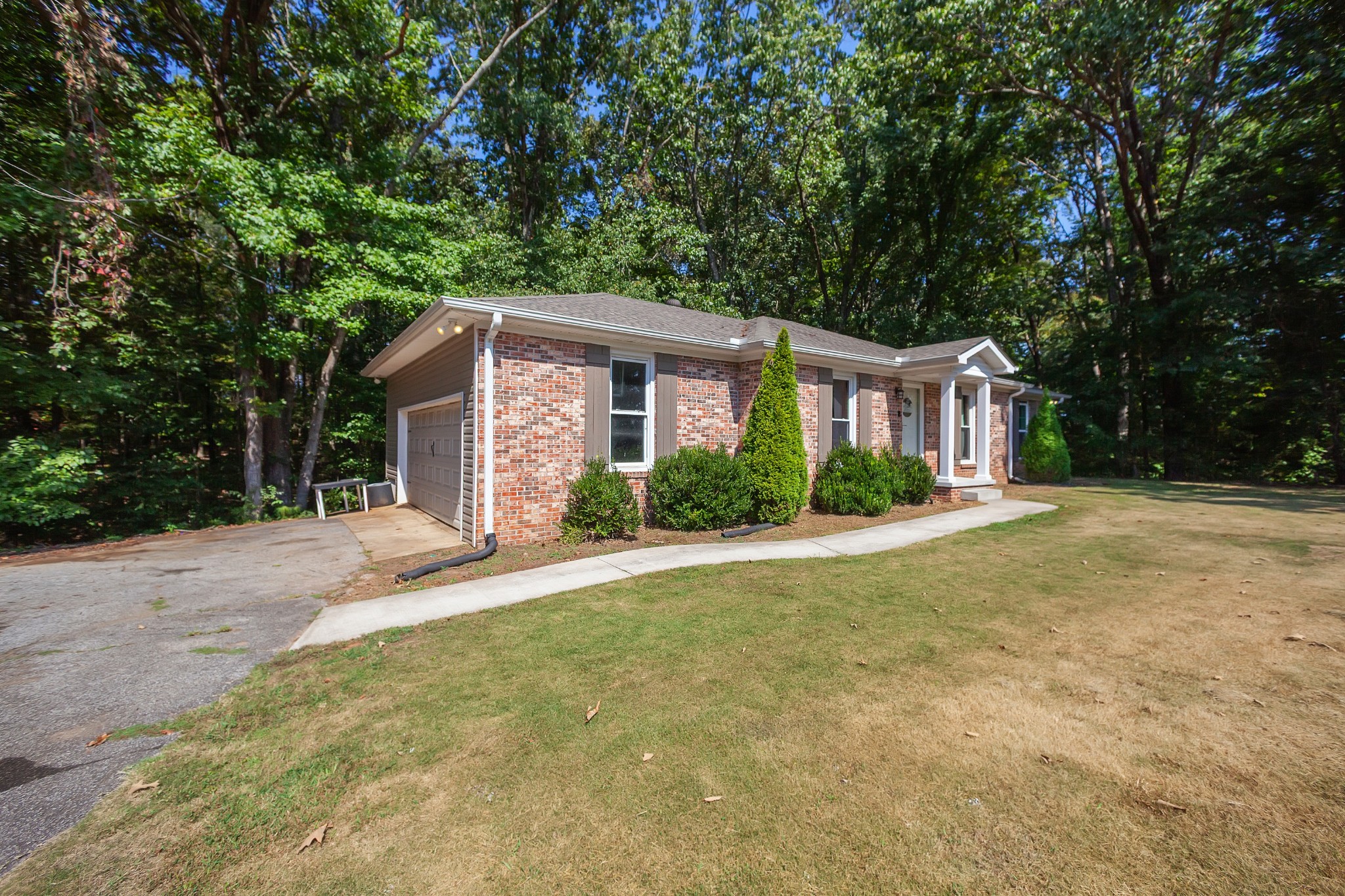 8655 Highway 70 Property Photo 3