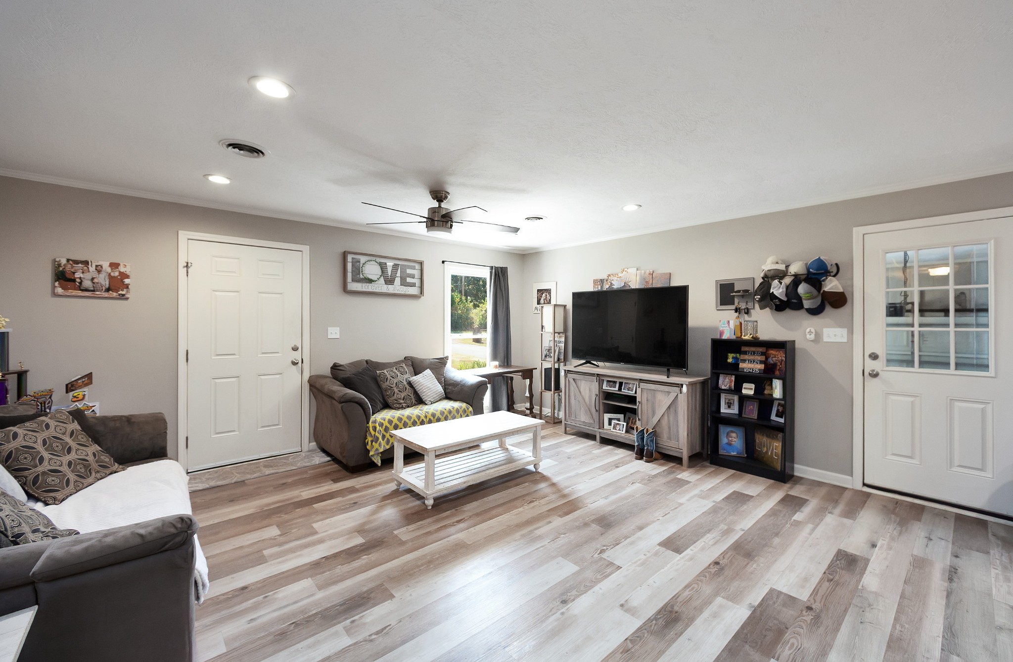 8655 Highway 70 Property Photo 8