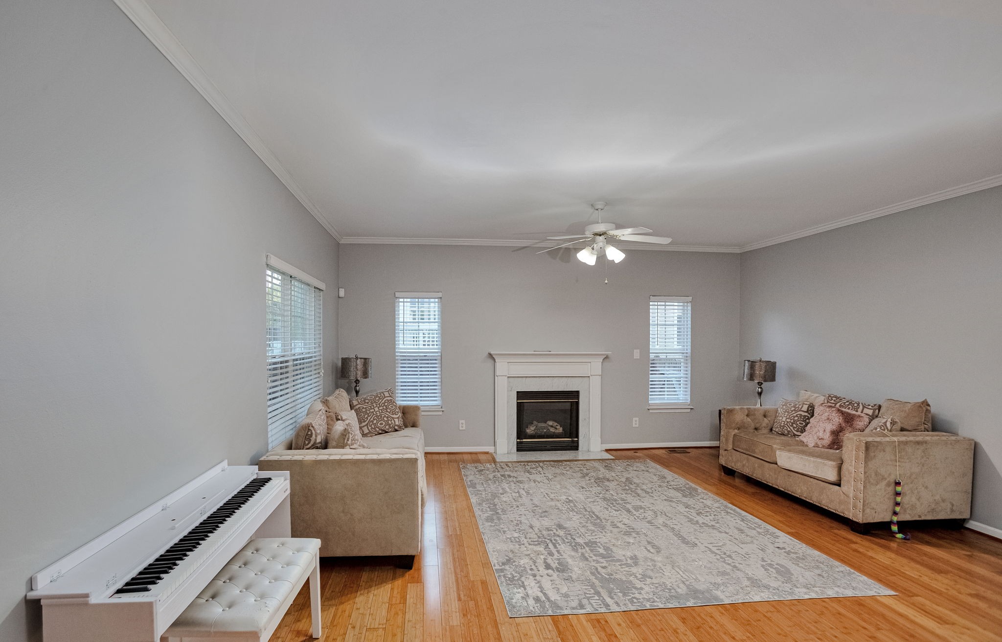 121 Claybrook Ln Property Photo 16