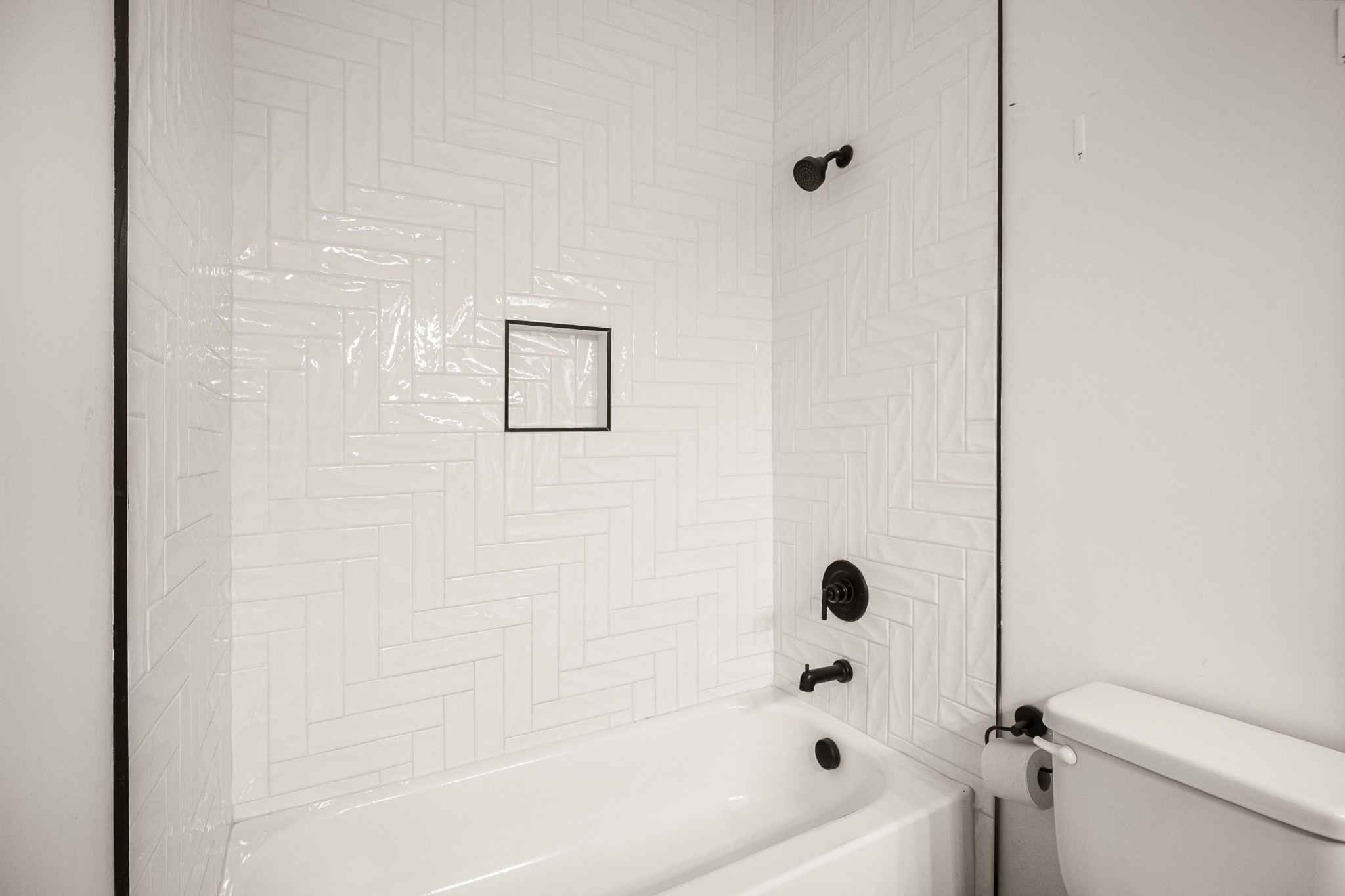 3219a Curtis St Property Photo 29