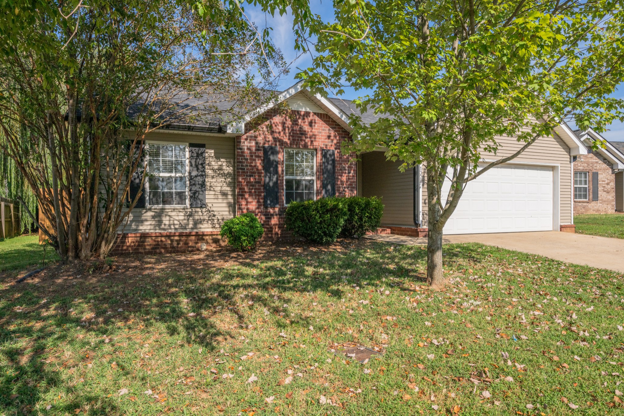 1328 Macduff Dr Property Photo 4