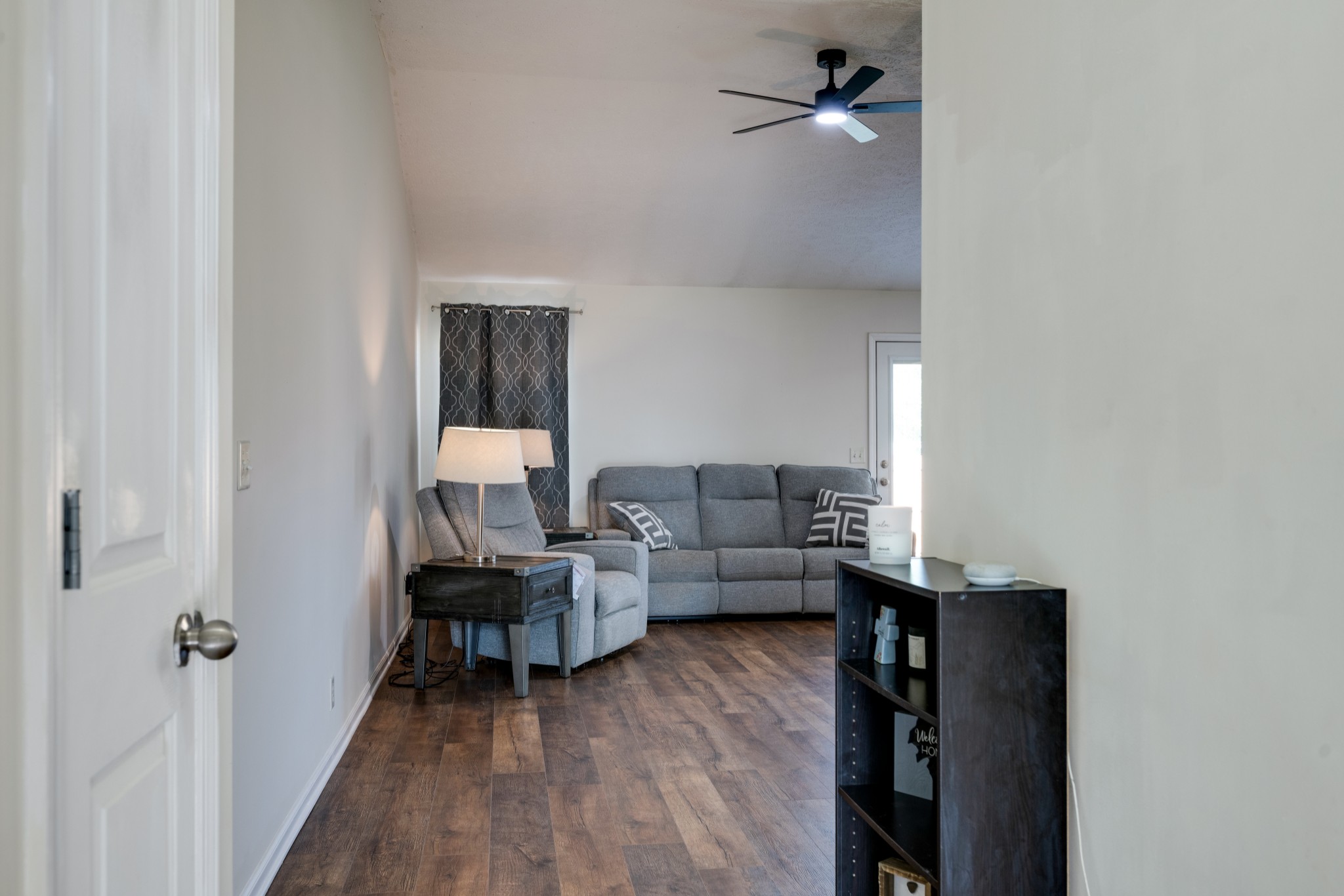 1328 Macduff Dr Property Photo 6