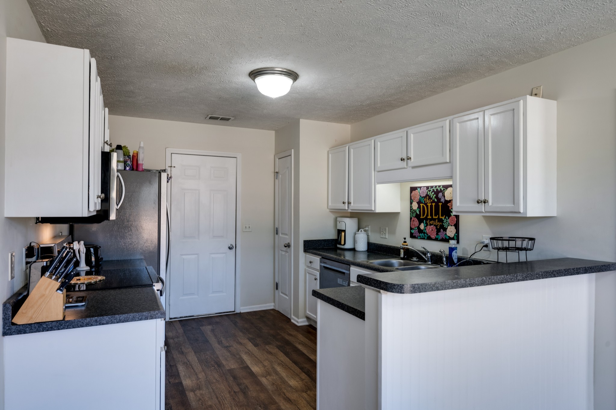 1328 Macduff Dr Property Photo 10