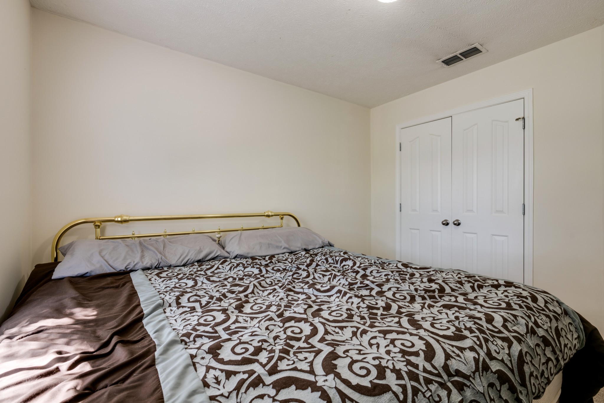 1328 Macduff Dr Property Photo 11