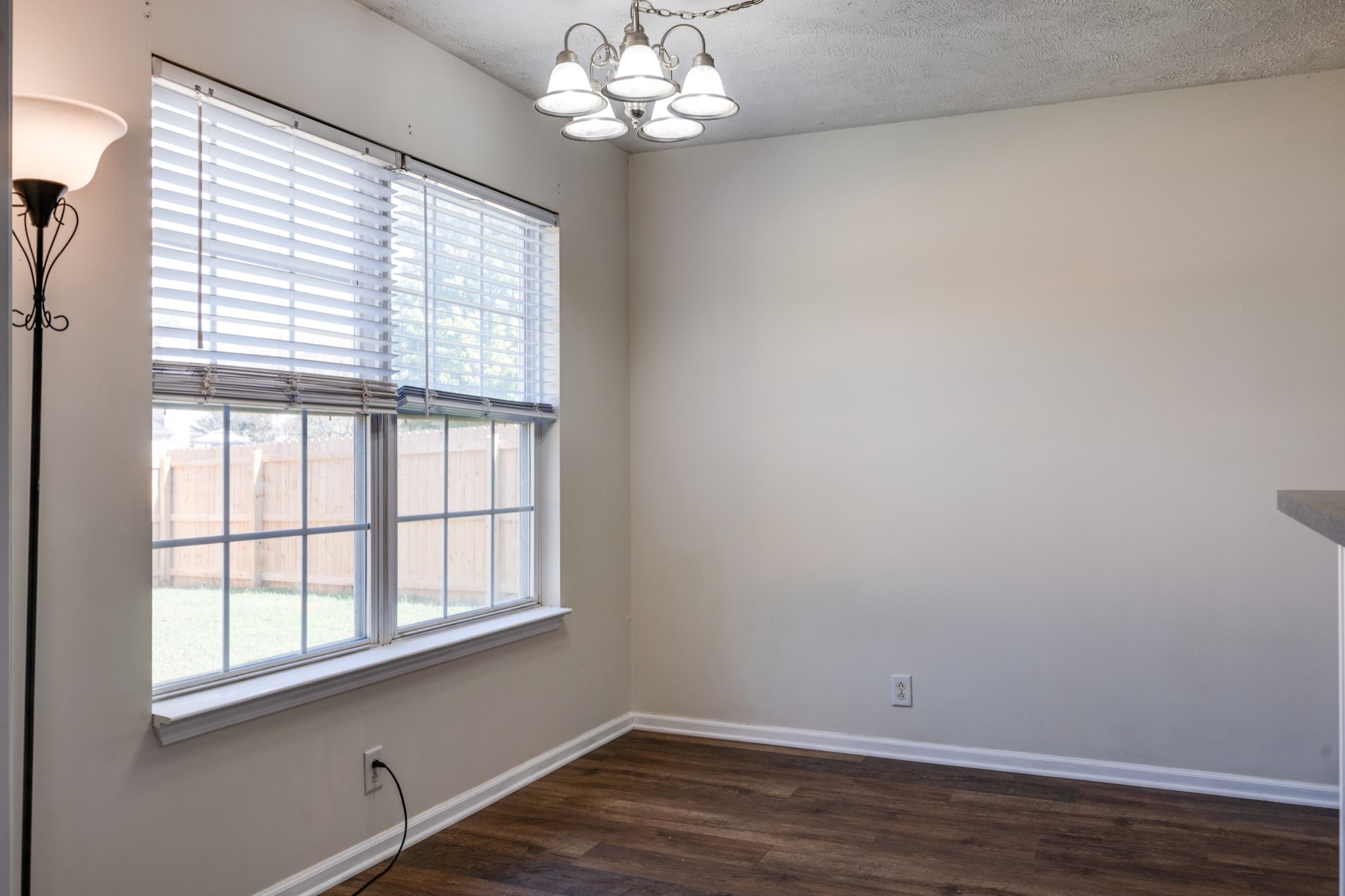 1328 Macduff Dr Property Photo 21