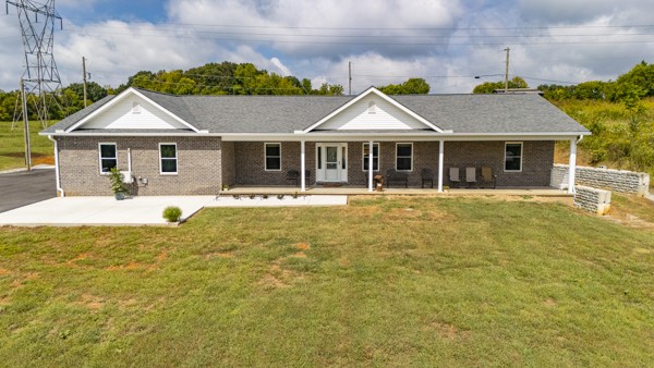 1385 Valley Home Rd Property Photo 1