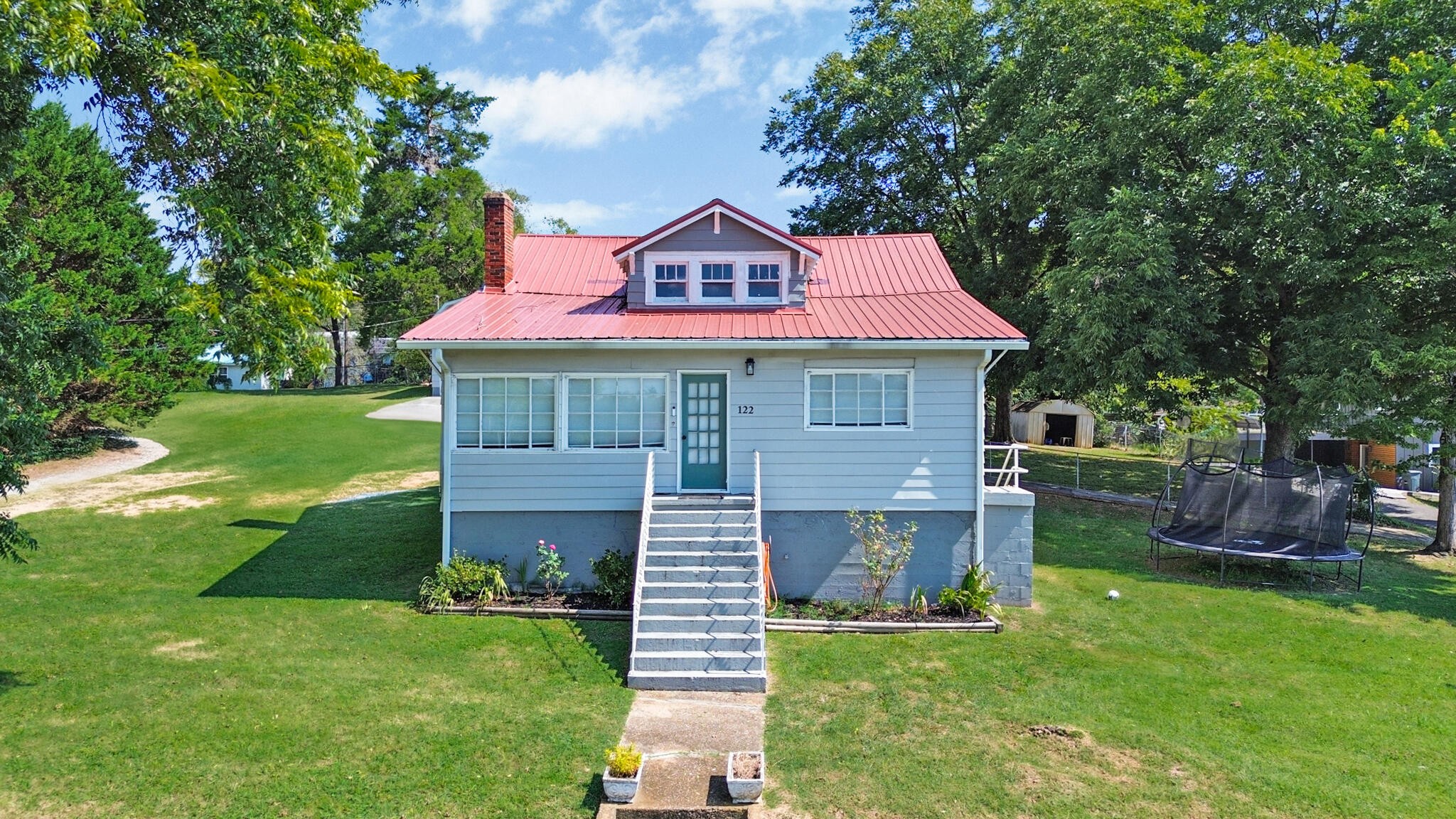 122 Cross Avenue Property Photo 1