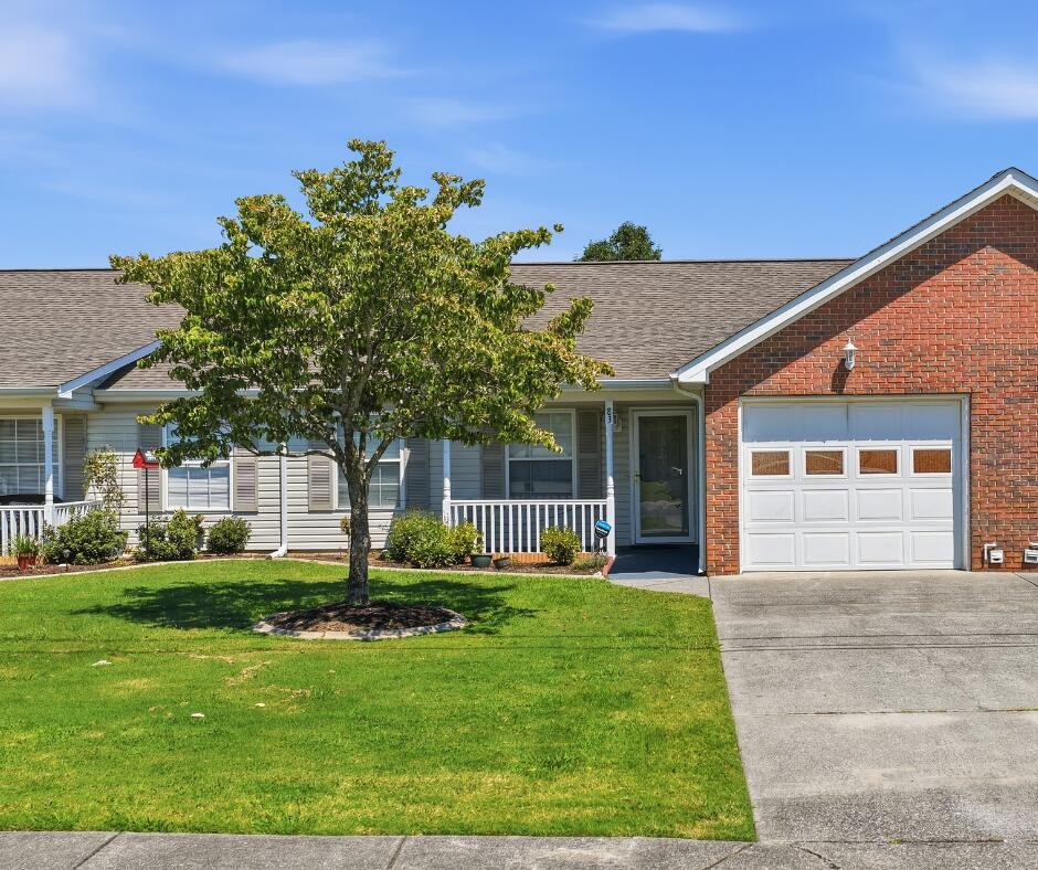 83 Flagstone Drive Property Photo 1