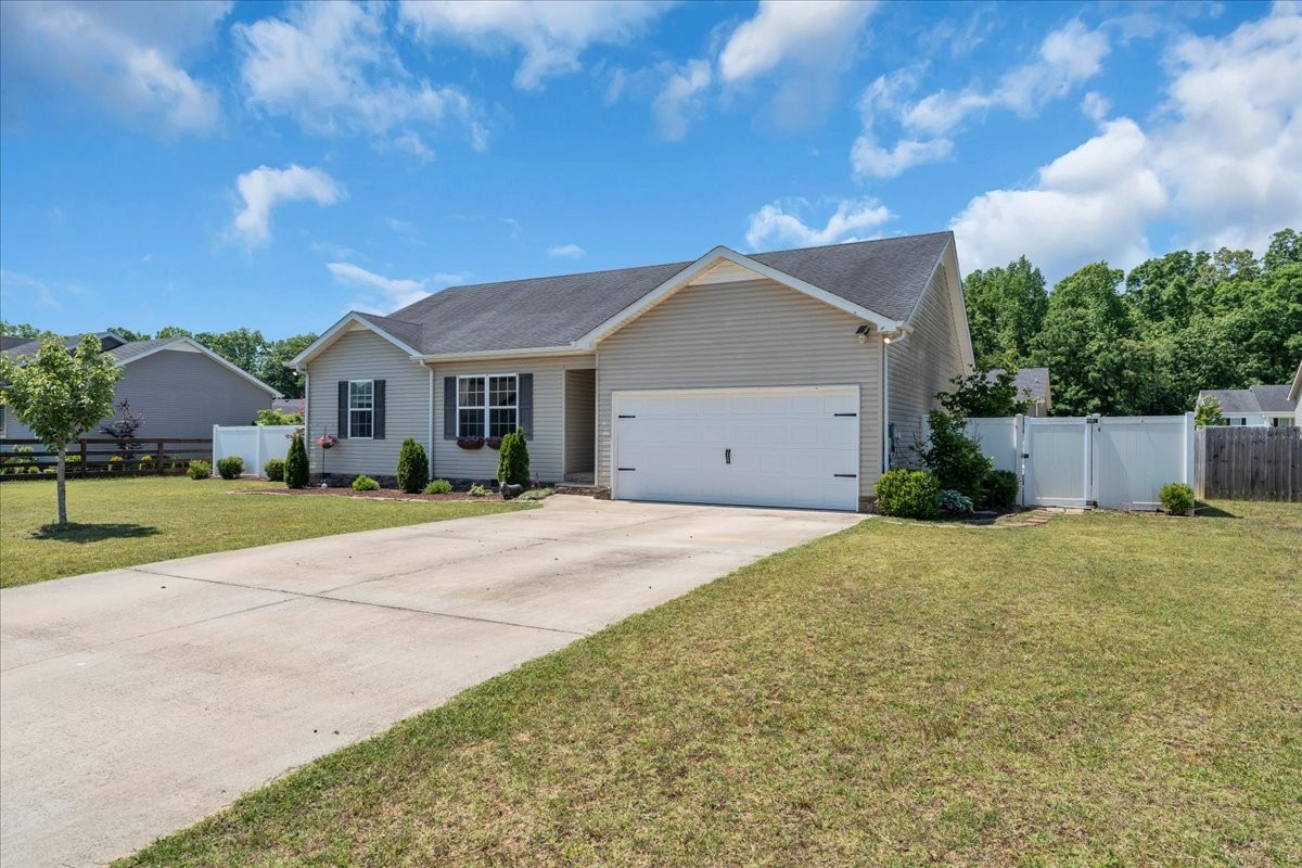 211 Williamsburg Cir Property Photo 43