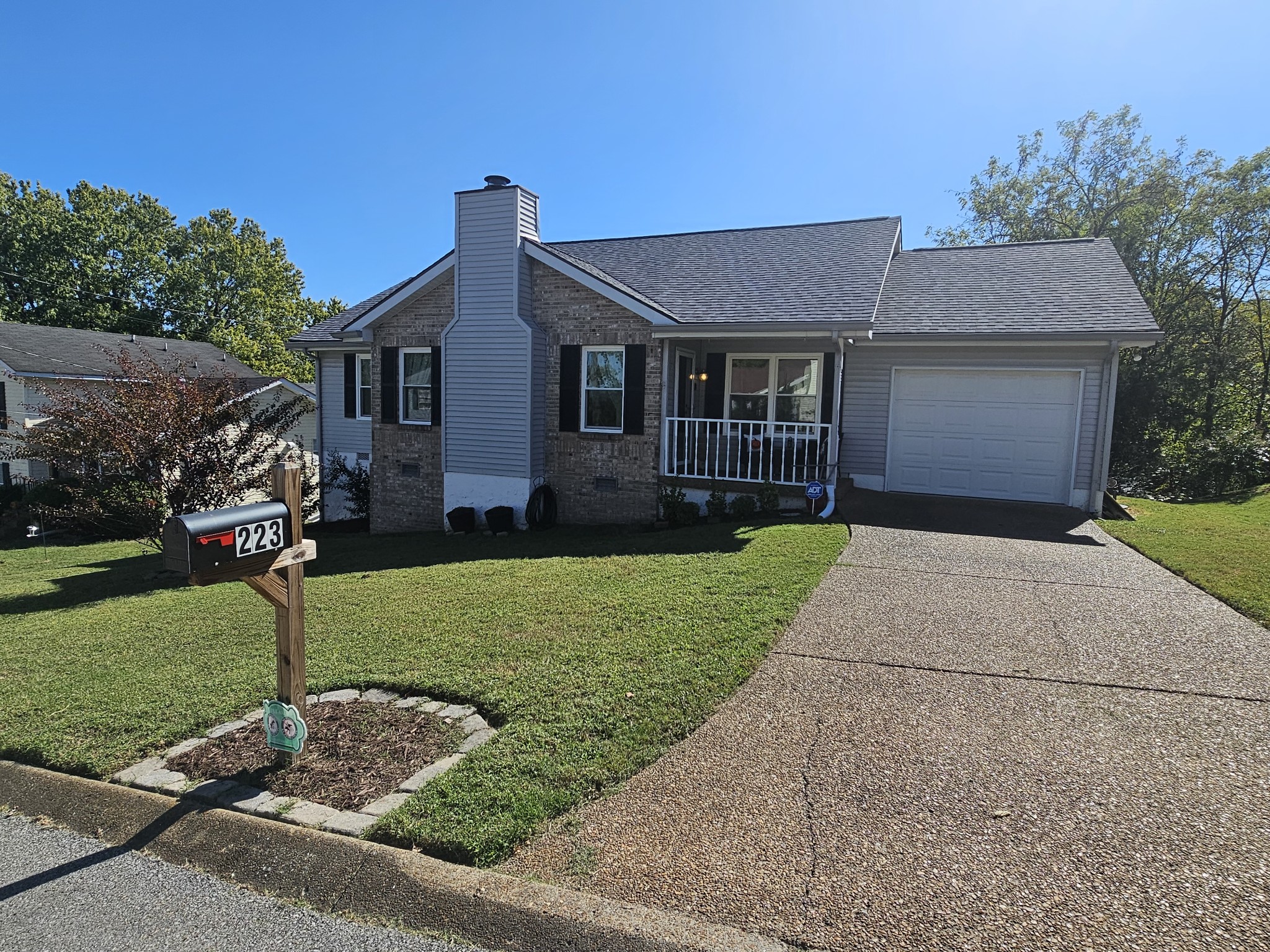 223 Ash Grove Drive Property Photo 1