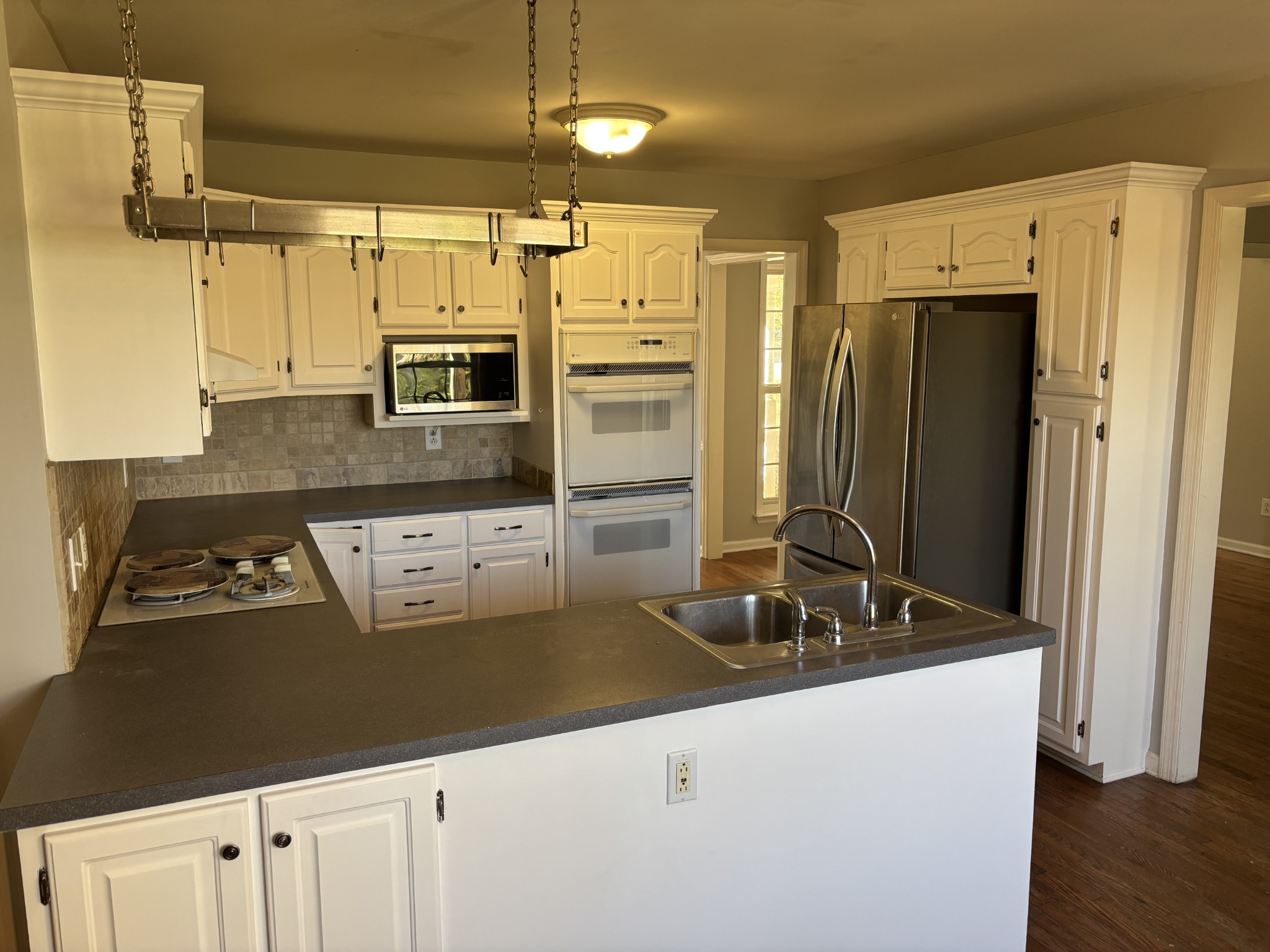 2006 Spring Meadow Cir Property Photo 5