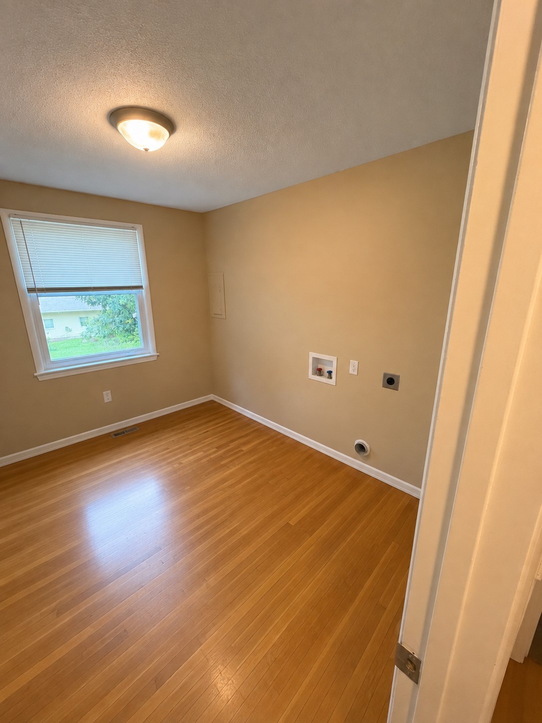 206 Paddock Rd Property Photo 7
