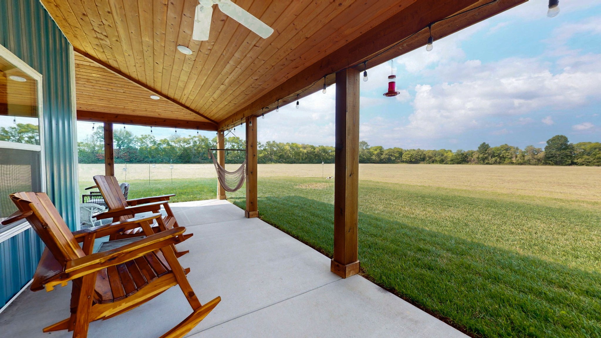 2569 Taylor Ln Property Photo 19