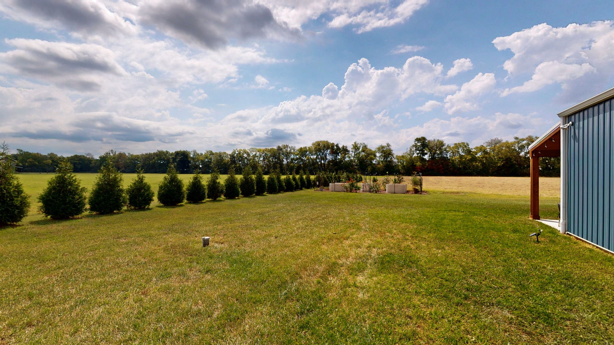 2569 Taylor Ln Property Photo 25