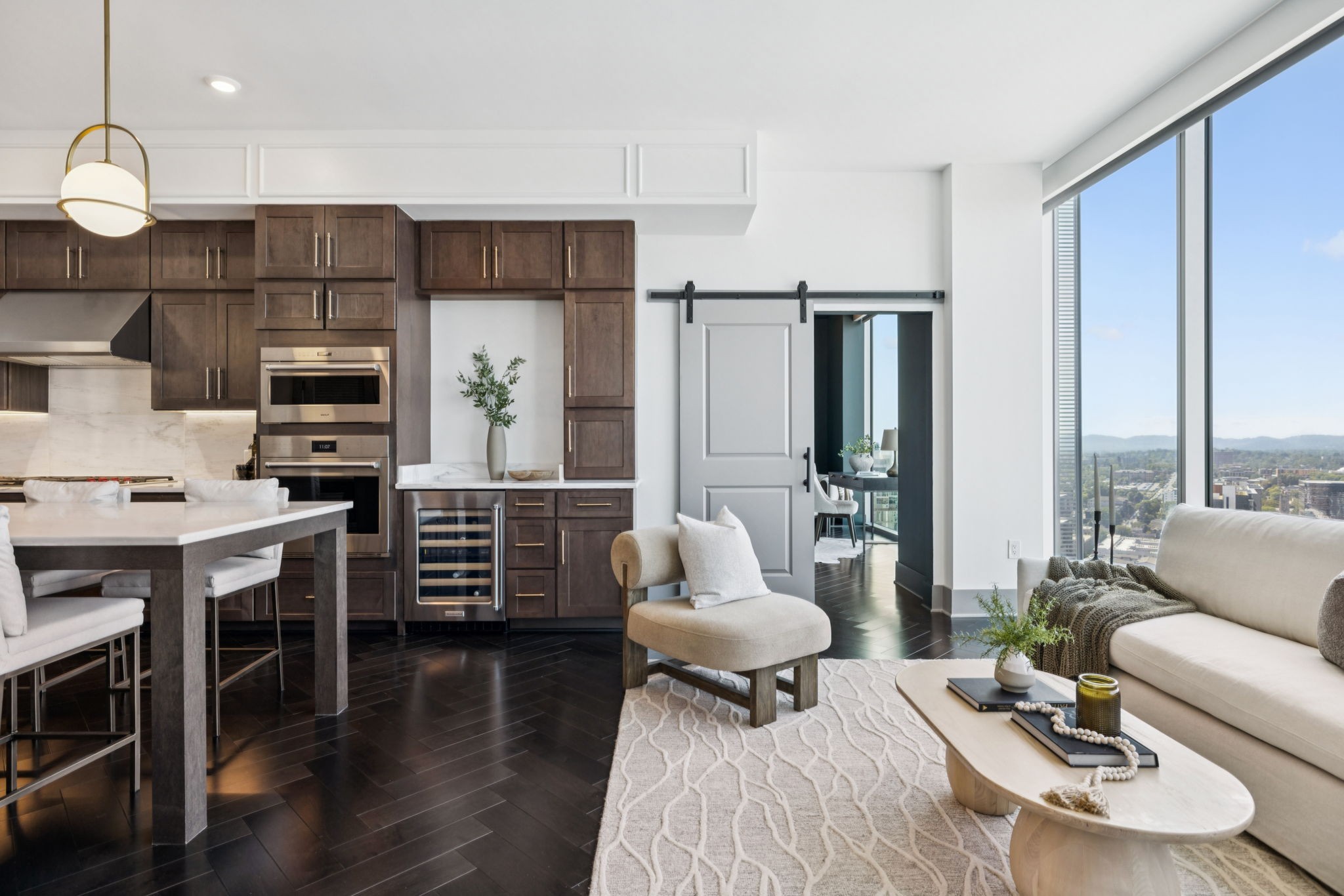 1616 West End Ave Property Photo 9