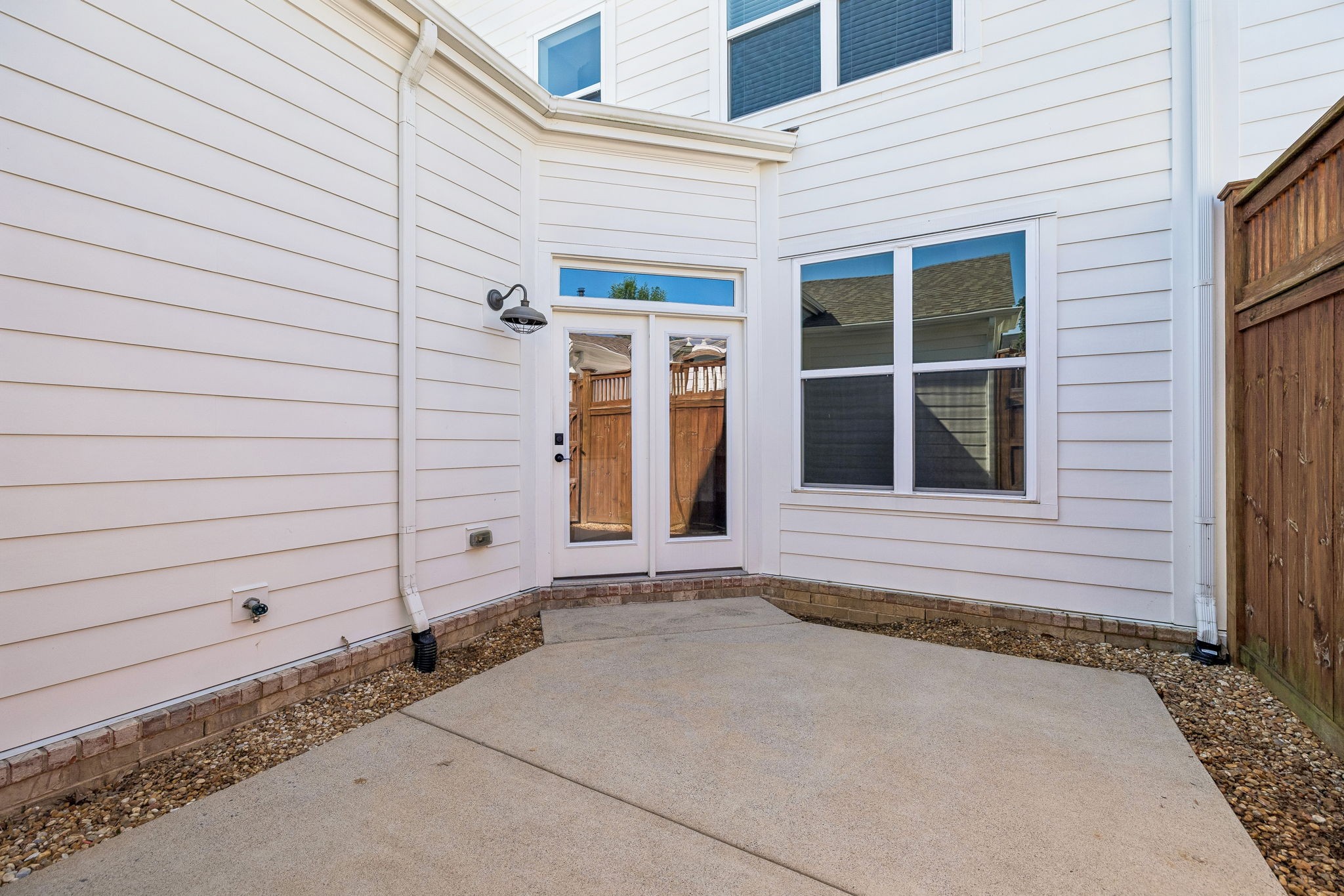 4043 Tomich Dr Property Photo 19