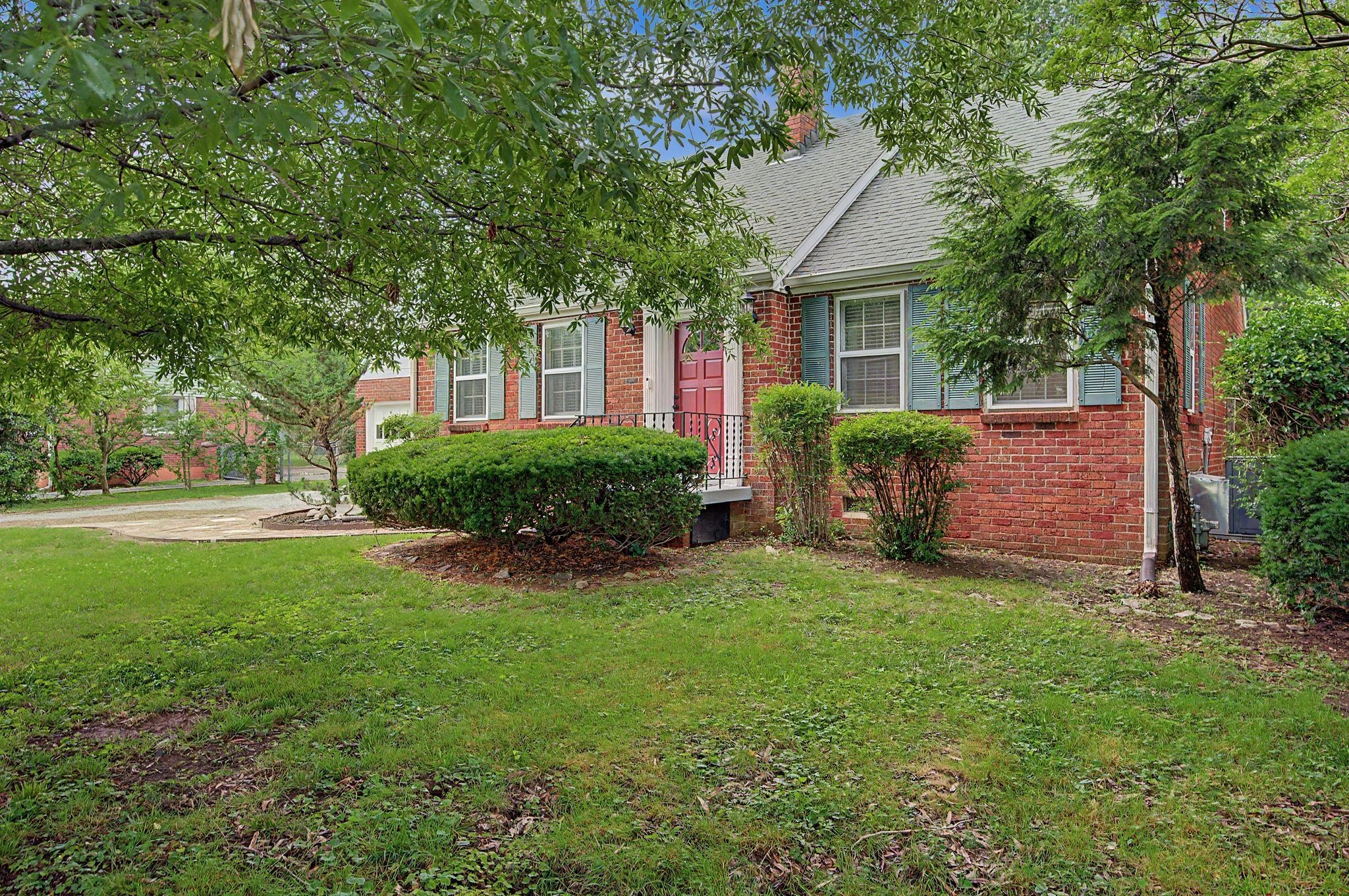 2840 Blue Brick Dr