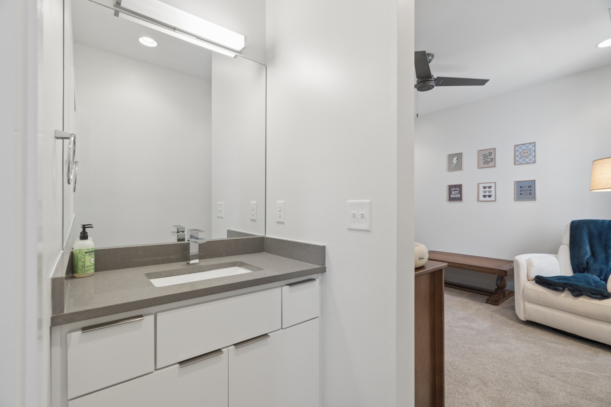 1026 Argyle Ave Property Photo 25