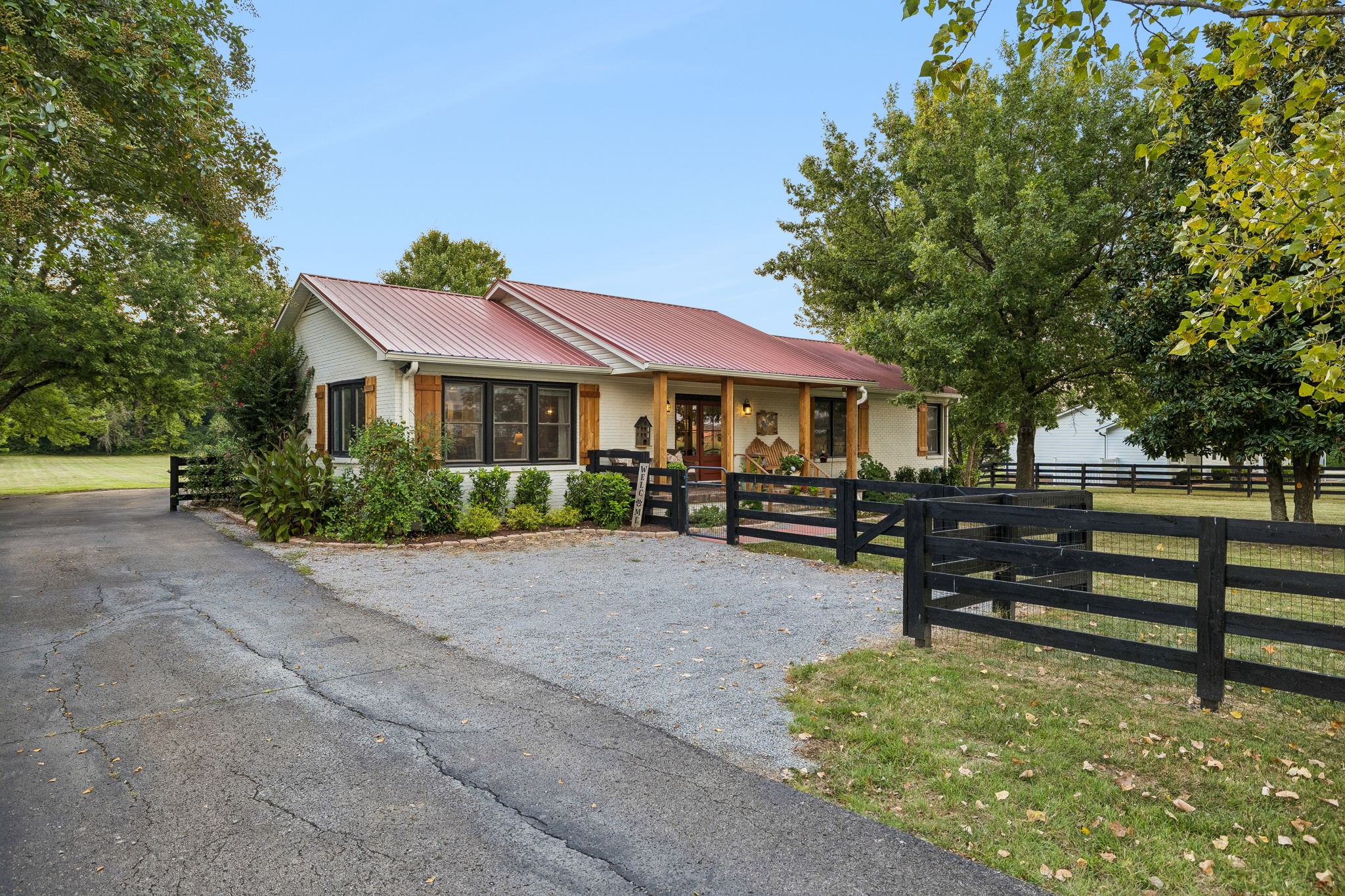 6353 Lampkins Bridge Rd Property Photo 3