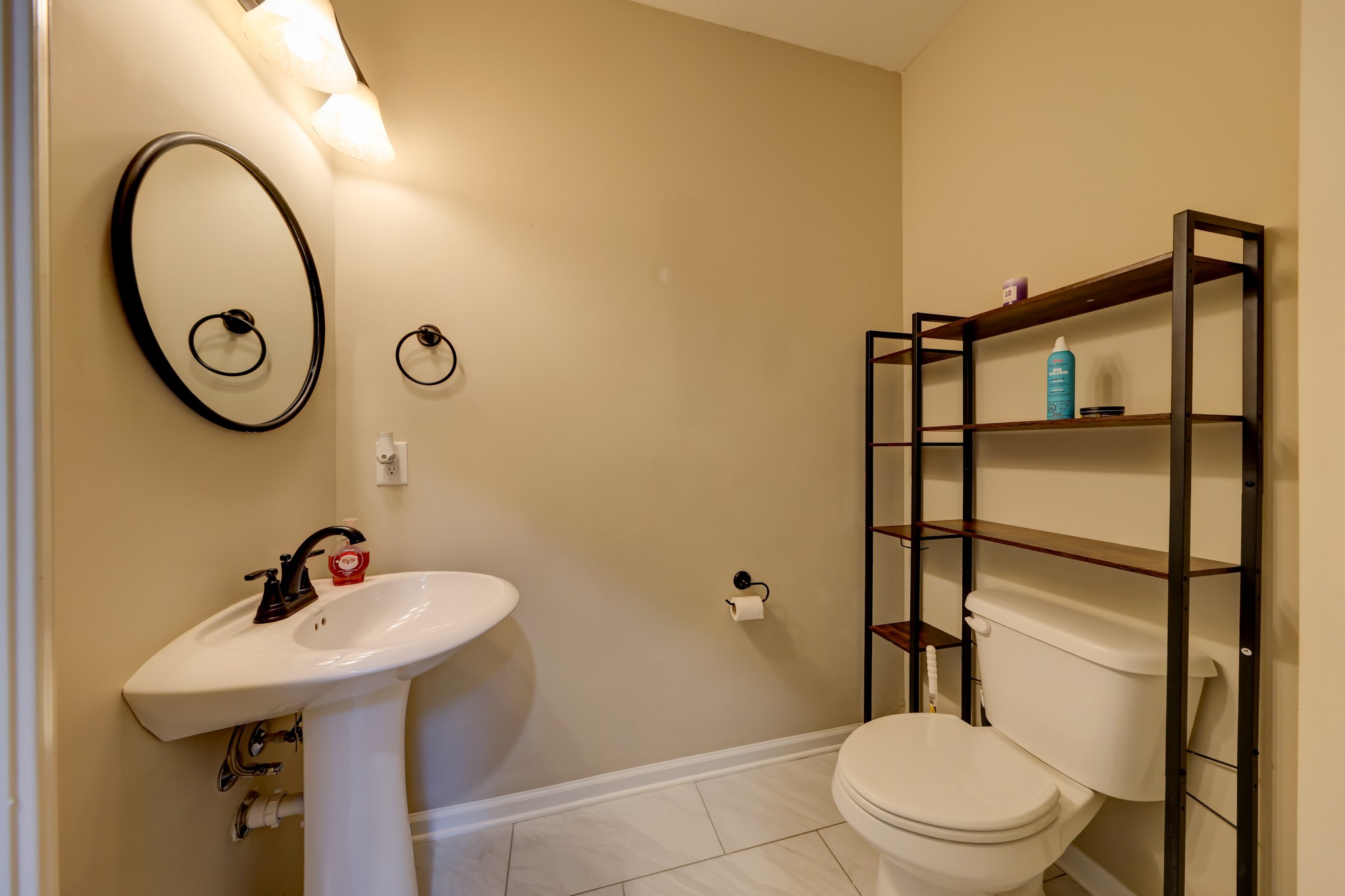 356 Barry Dr Property Photo 31