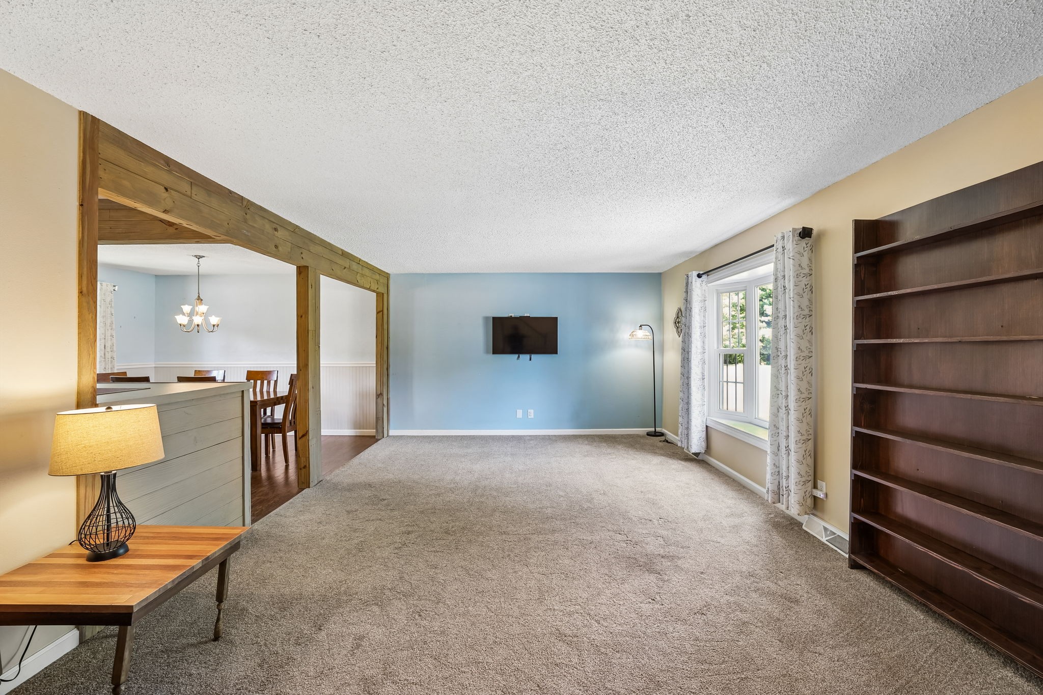 2546 Summit Ct Property Photo 11
