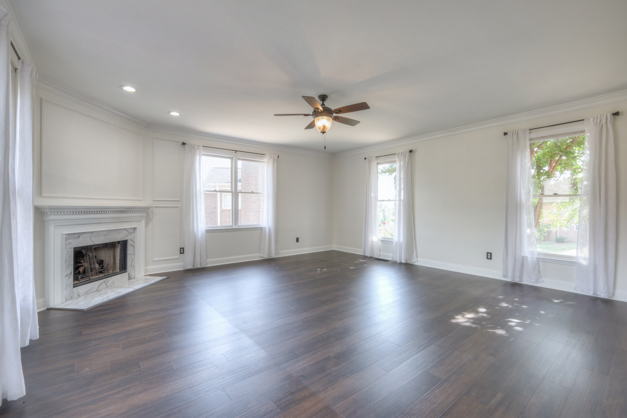 412 Arlington Pl Property Photo 12