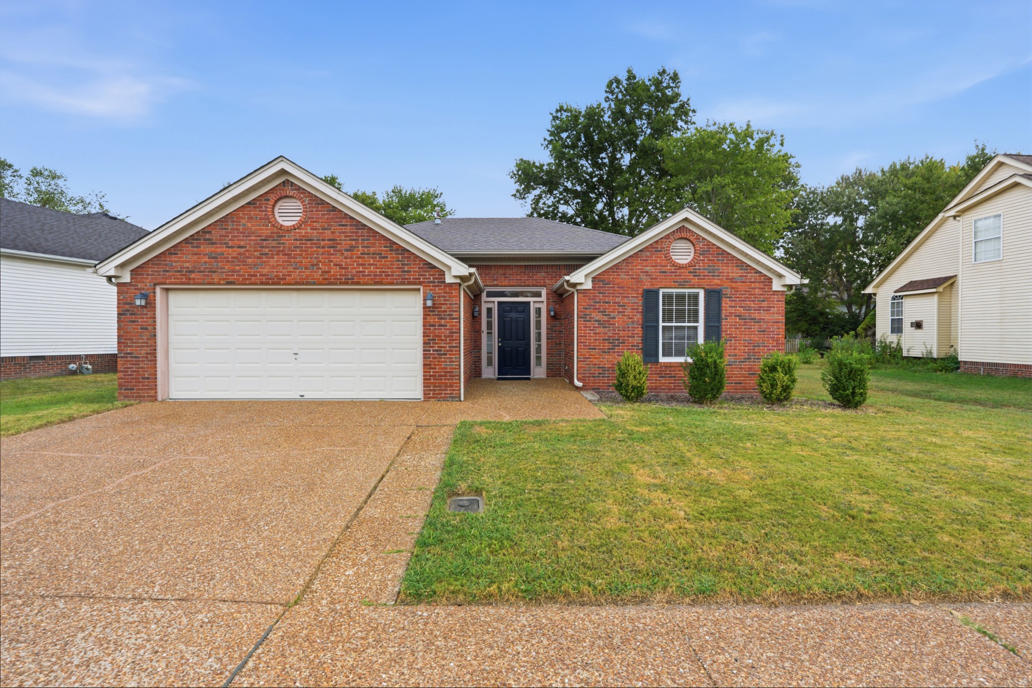 2024 Glastonbury Dr Property Photo 1