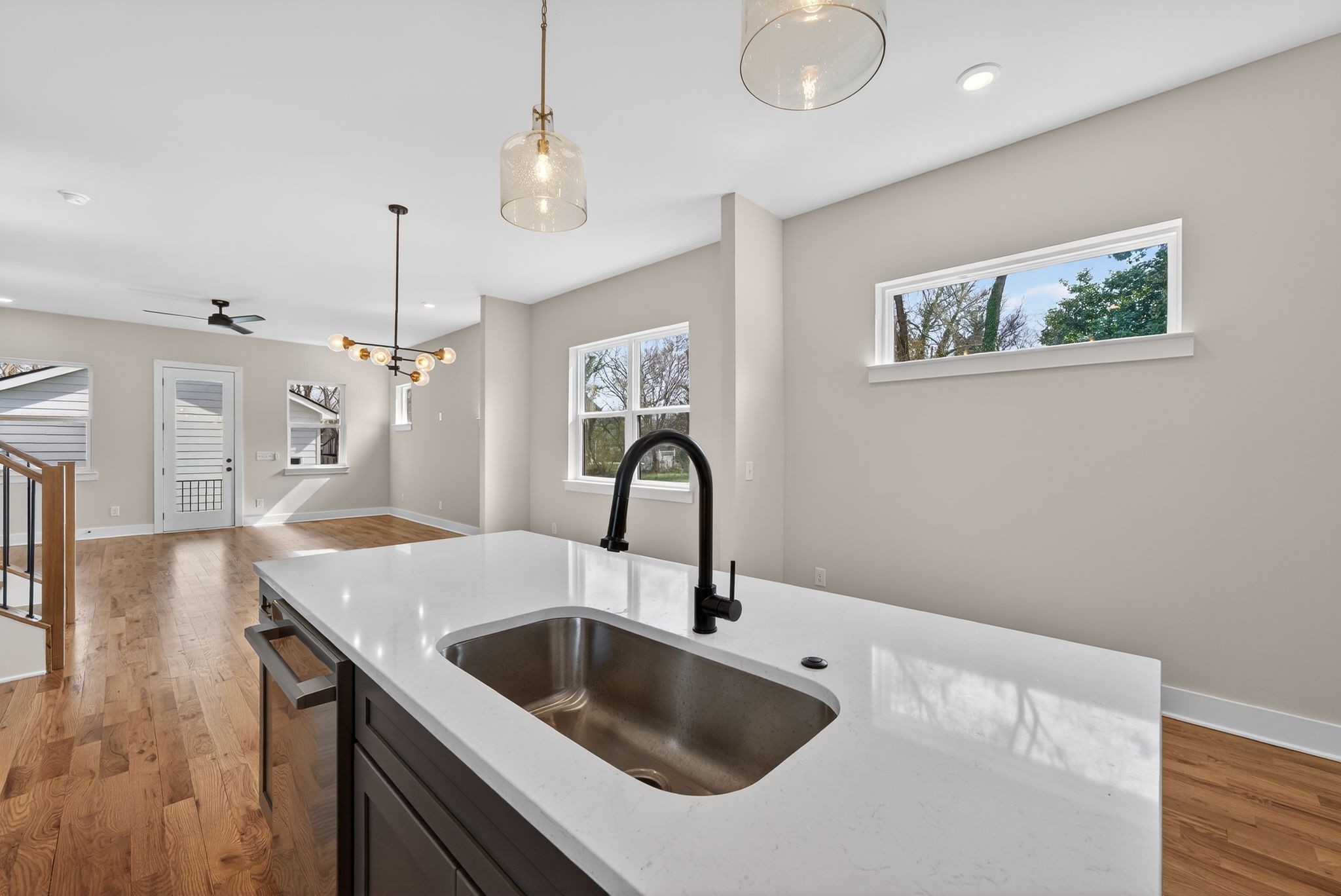1109 Parker St Property Photo 10