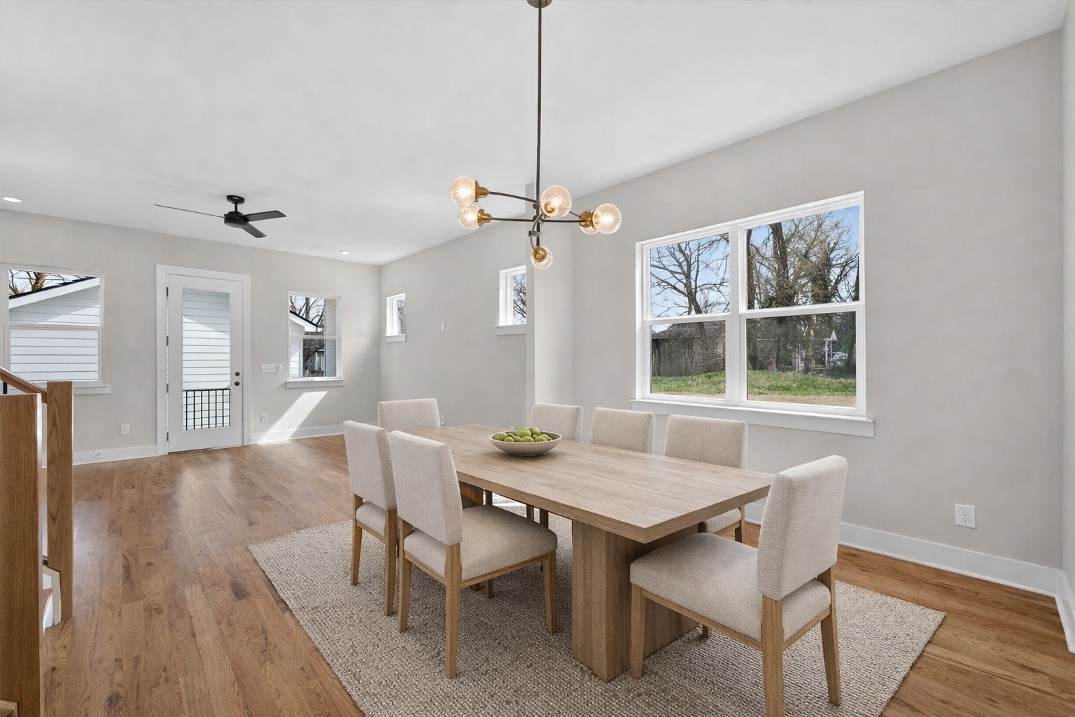 1109 Parker St Property Photo 17